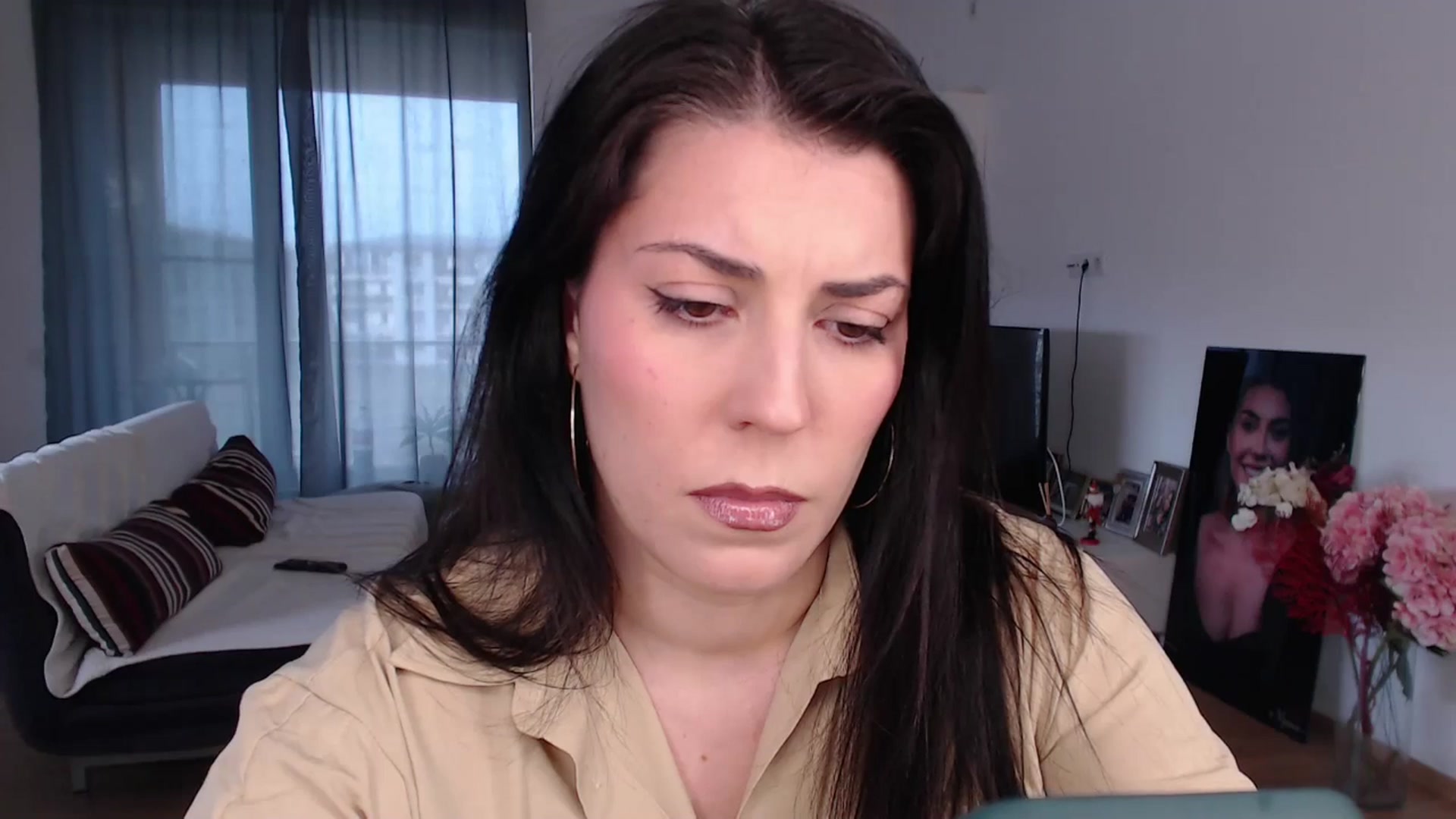 Gallery image thumbnail from BlueStocking's myfreecams stream on, 03/24/2025, 14:26 image 20 of 20