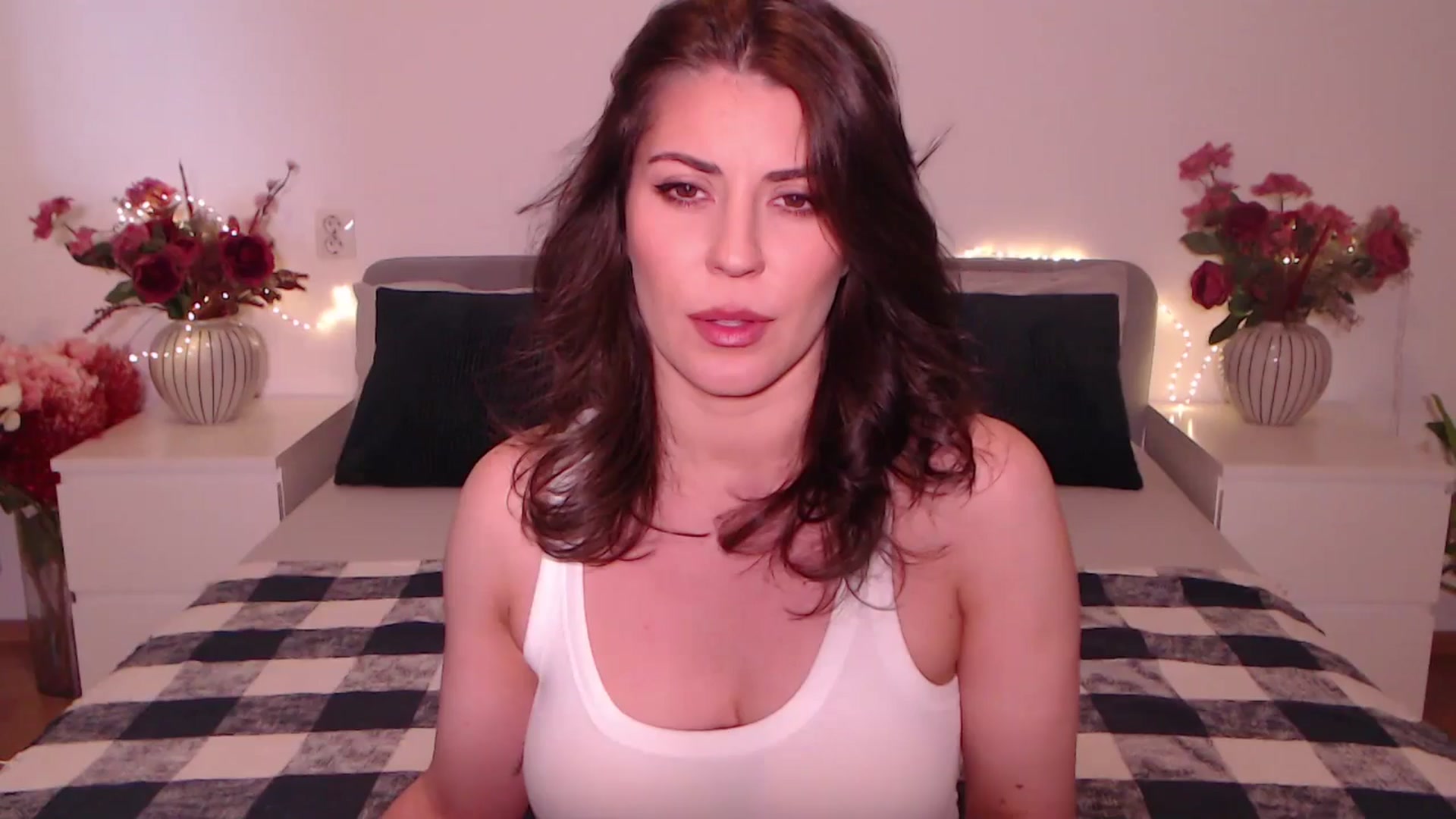 Gallery image thumbnail from BlueStocking's myfreecams stream on, 06/10/2025, 11:03 image 8 of 20