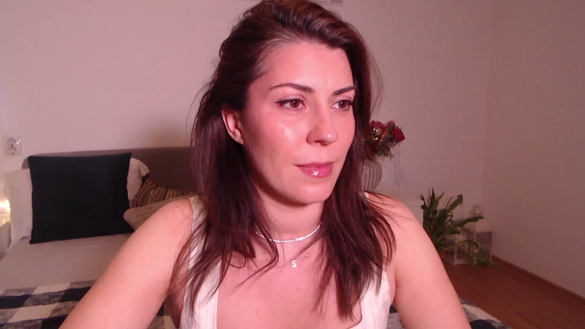Gallery image thumbnail from BlueStocking's myfreecams stream on, 07/14/2025, 11:54 image 5 of 20