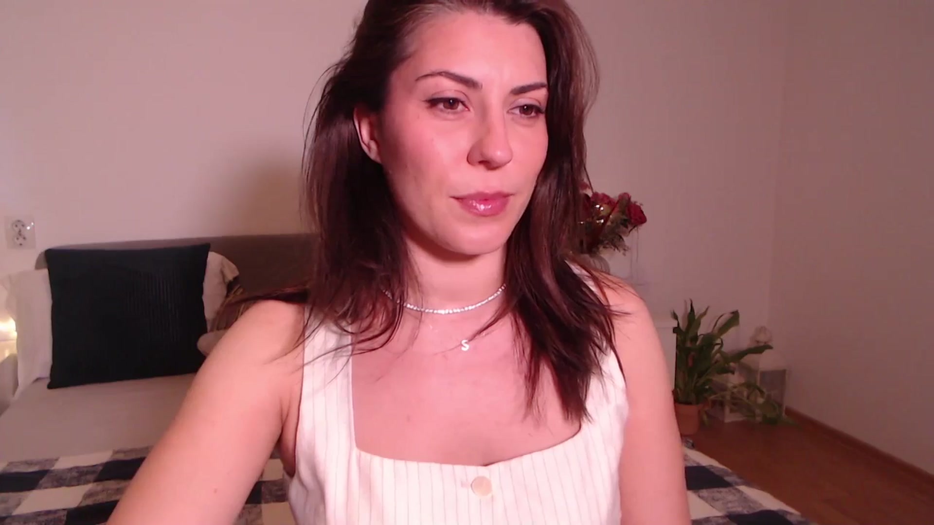 Gallery image thumbnail from BlueStocking's myfreecams stream on, 07/14/2025, 11:54 image 3 of 20