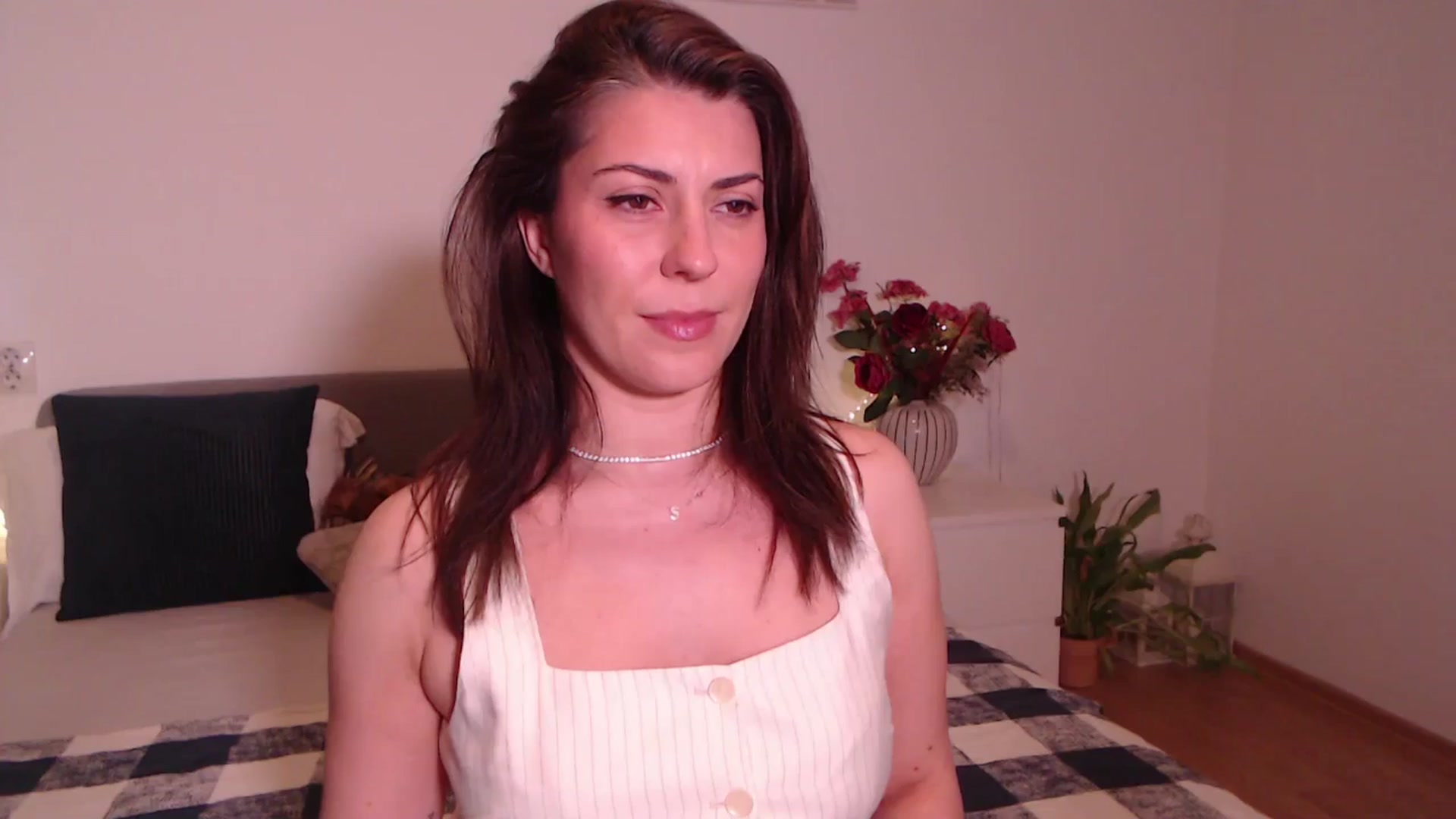 Gallery image thumbnail from BlueStocking's myfreecams stream on, 07/14/2025, 12:30 image 4 of 20