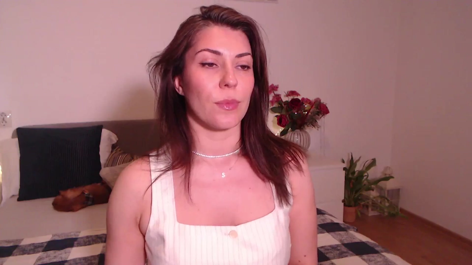 Gallery image thumbnail from BlueStocking's myfreecams stream on, 07/14/2025, 12:30 image 16 of 20