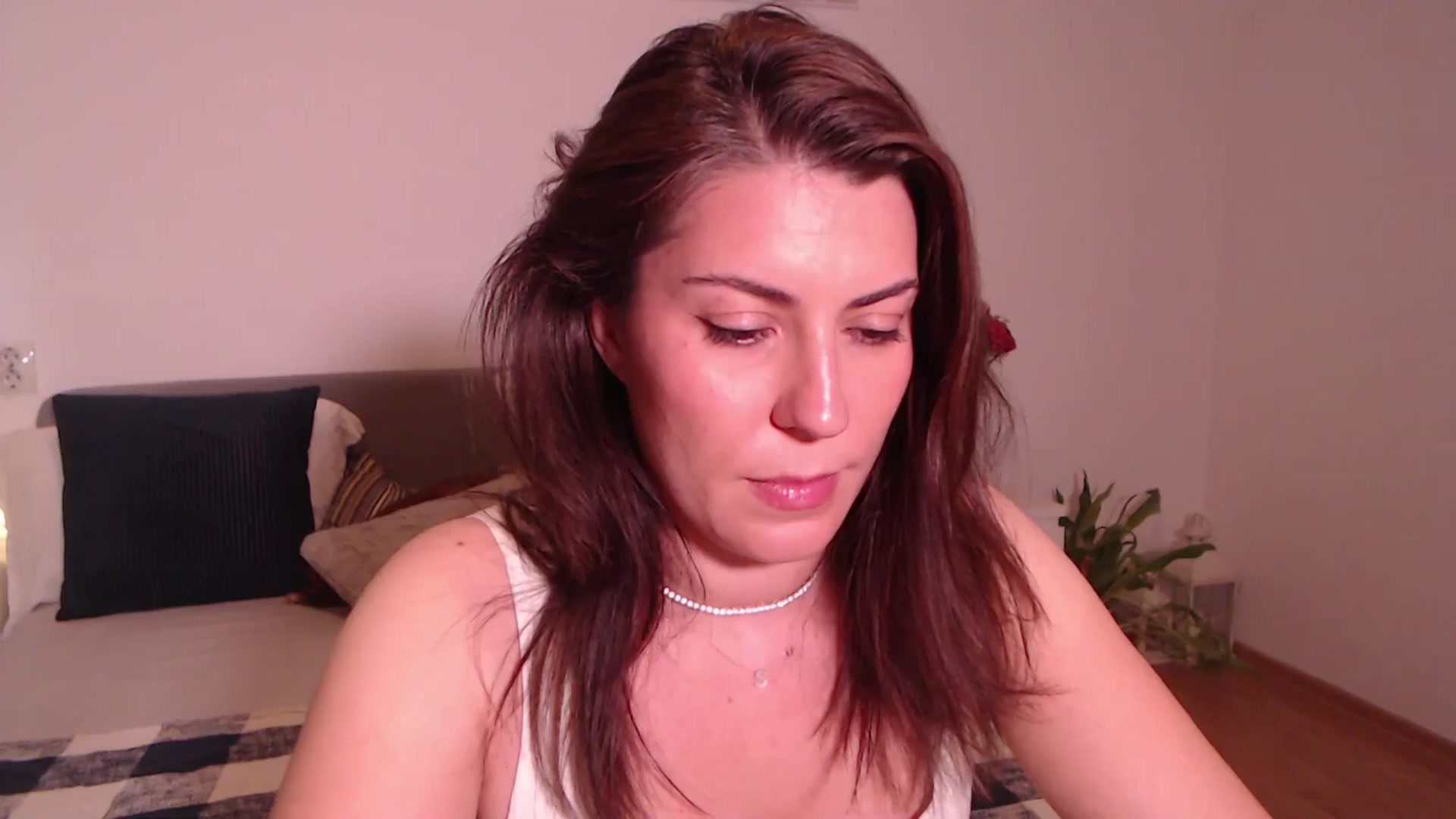 Gallery image thumbnail from BlueStocking's myfreecams stream on, 07/14/2025, 12:30 image 12 of 20