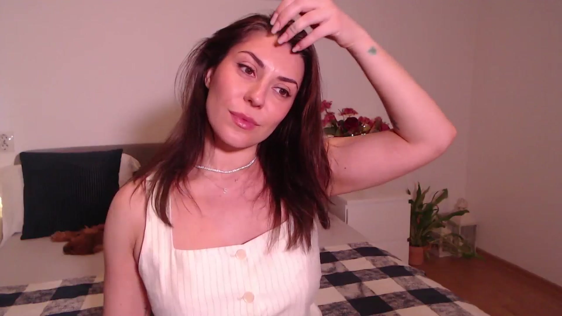Gallery image thumbnail from BlueStocking's myfreecams stream on, 07/14/2025, 12:45 image 12 of 20