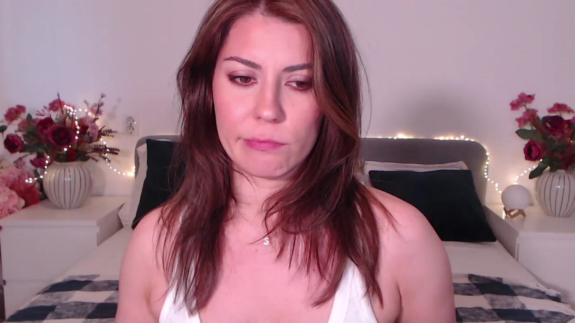 Gallery image thumbnail from BlueStocking's myfreecams stream on, 08/09/2025, 14:01 image 19 of 20