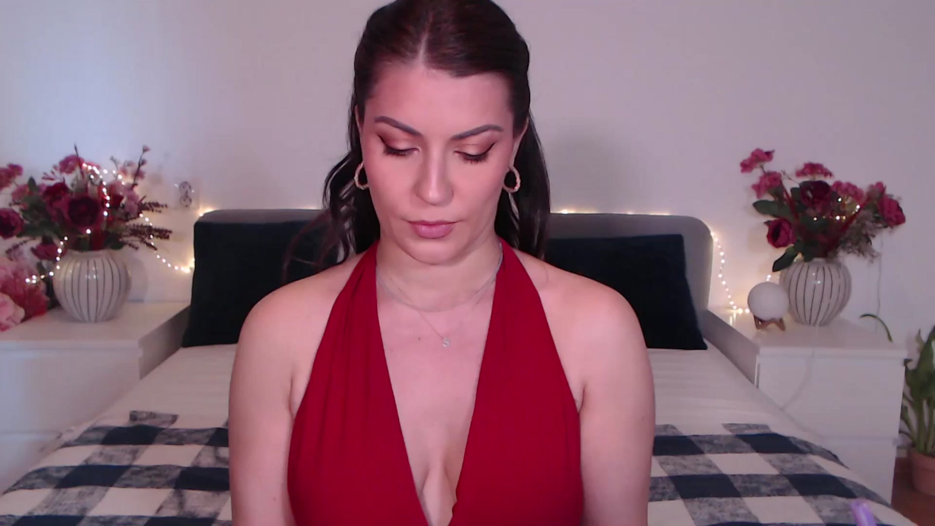 Gallery image thumbnail from BlueStocking's myfreecams stream on, 08/13/2025, 12:27 image 20 of 20