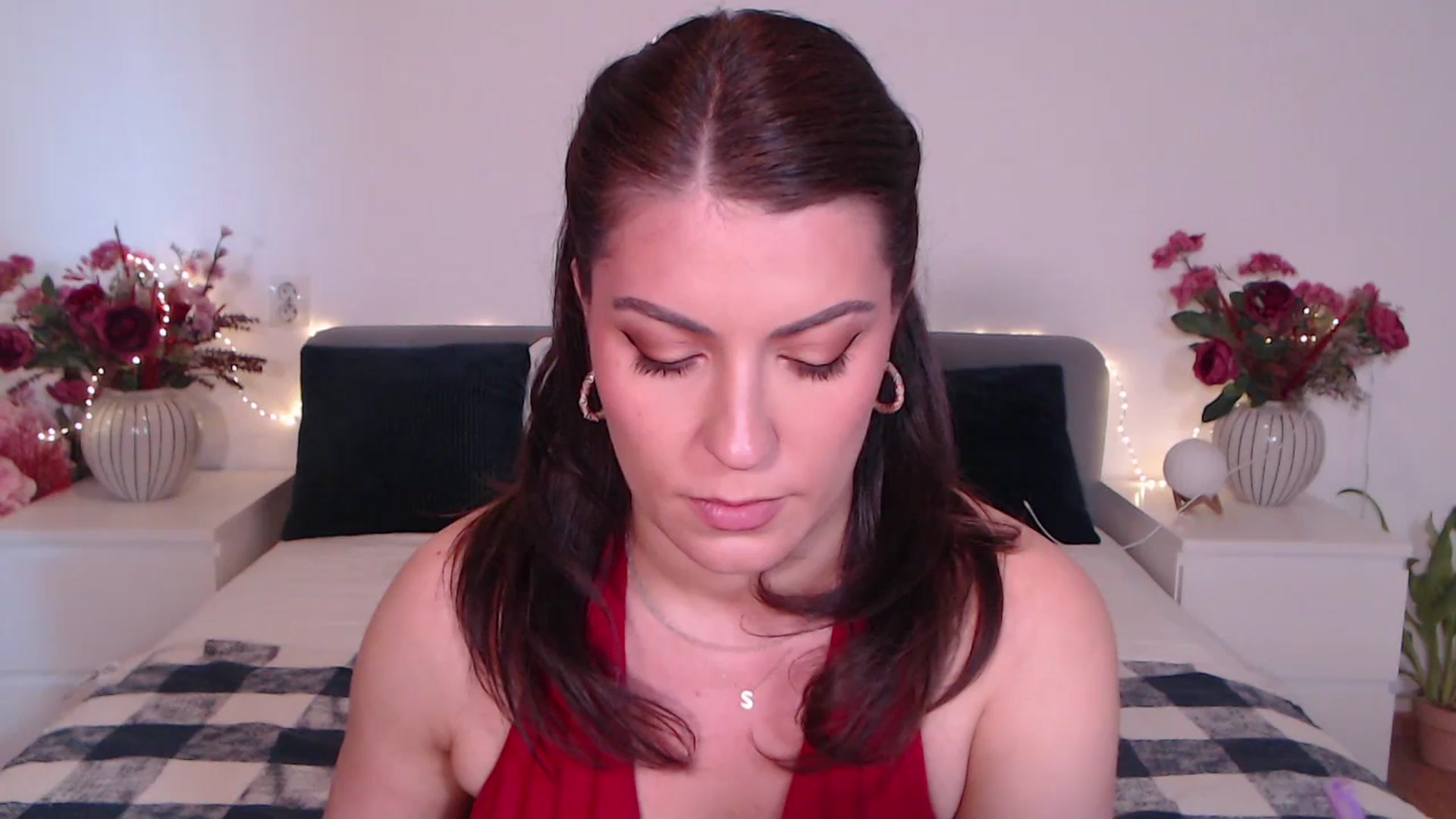 Gallery image thumbnail from BlueStocking's myfreecams stream on, 08/13/2025, 13:11 image 9 of 20
