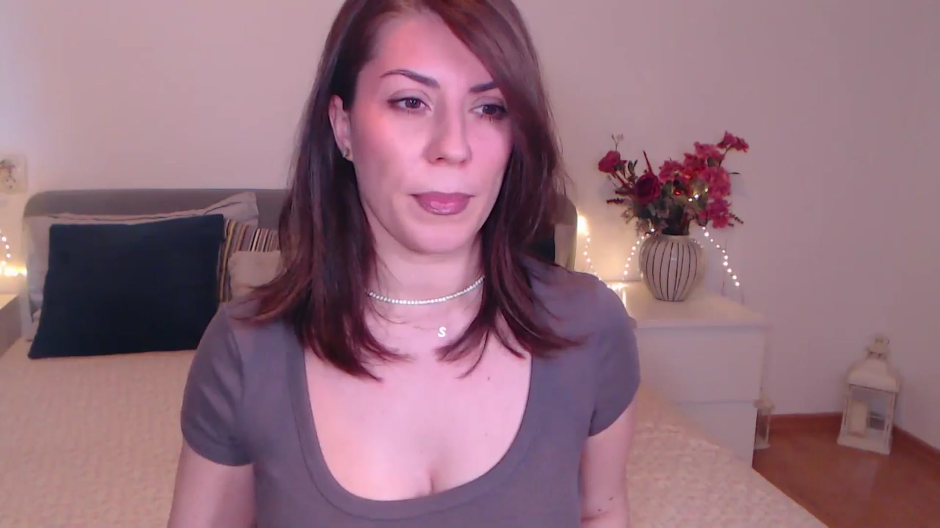 Gallery image thumbnail from BlueStocking's myfreecams stream on, 10/20/2025, 10:24 image 12 of 20