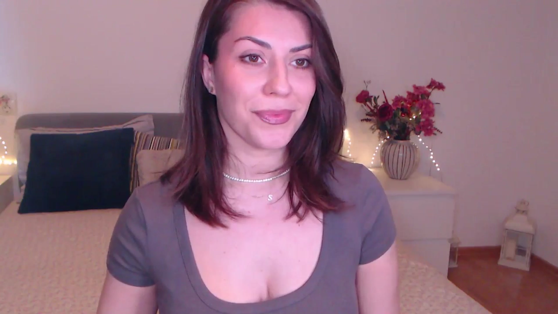 Gallery image thumbnail from BlueStocking's myfreecams stream on, 10/20/2025, 10:24 image 16 of 20