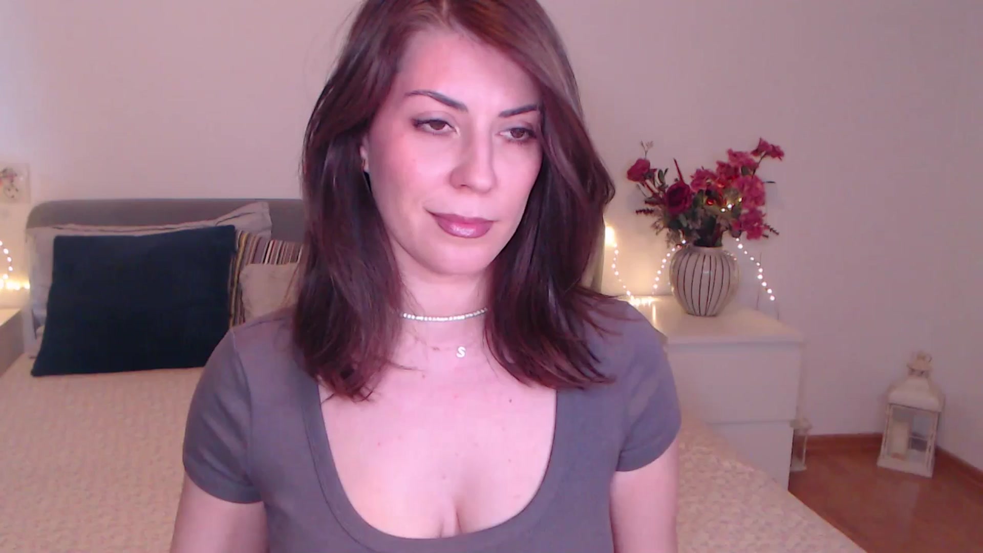 Gallery image thumbnail from BlueStocking's myfreecams stream on, 10/20/2025, 10:24 image 19 of 20