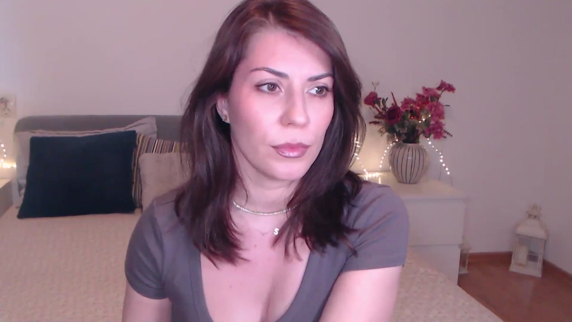 Gallery image thumbnail from BlueStocking's myfreecams stream on, 10/20/2025, 10:24 image 6 of 20
