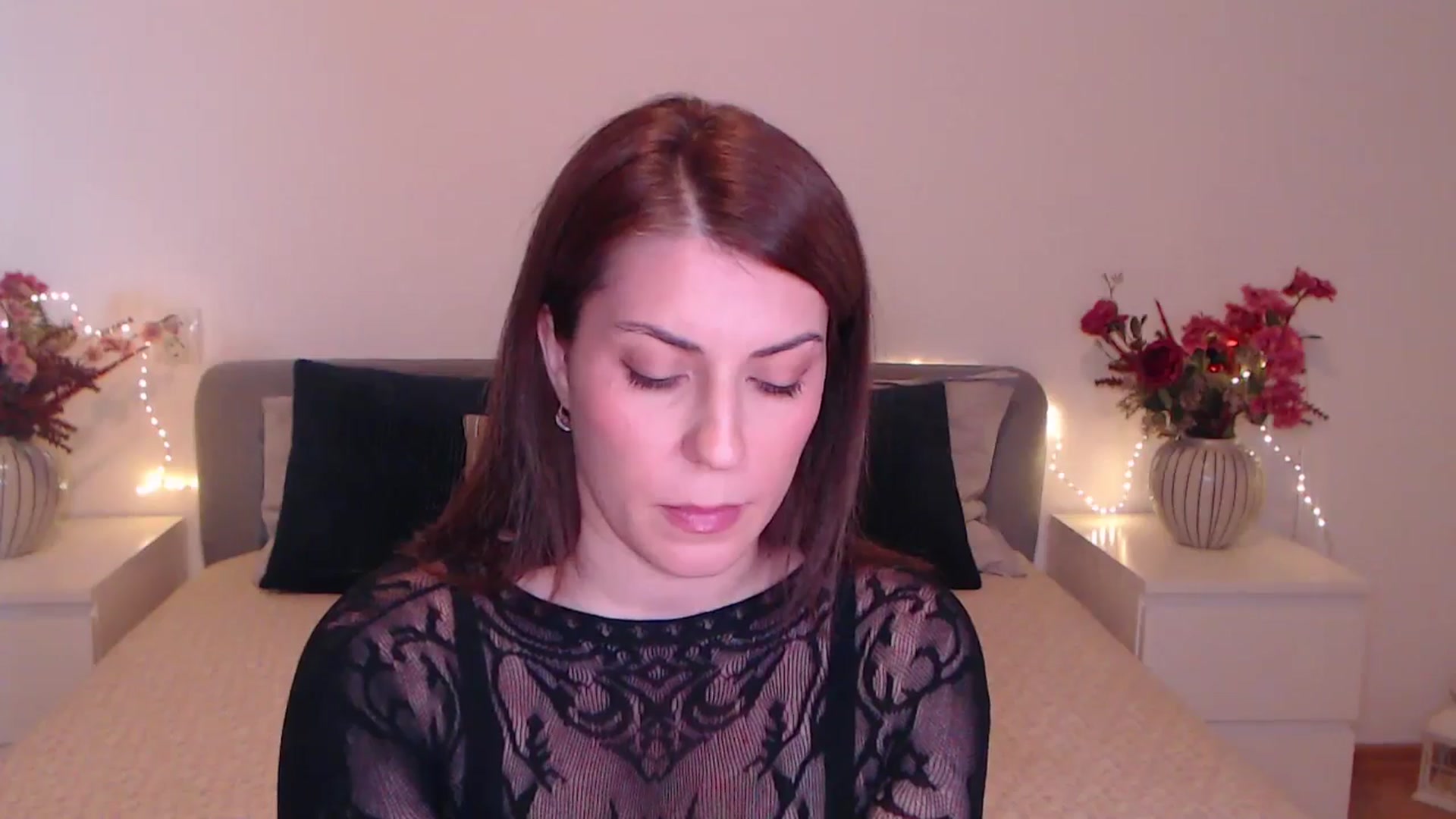 Gallery image thumbnail from BlueStocking's myfreecams stream on, 10/27/2025, 12:41 image 11 of 20
