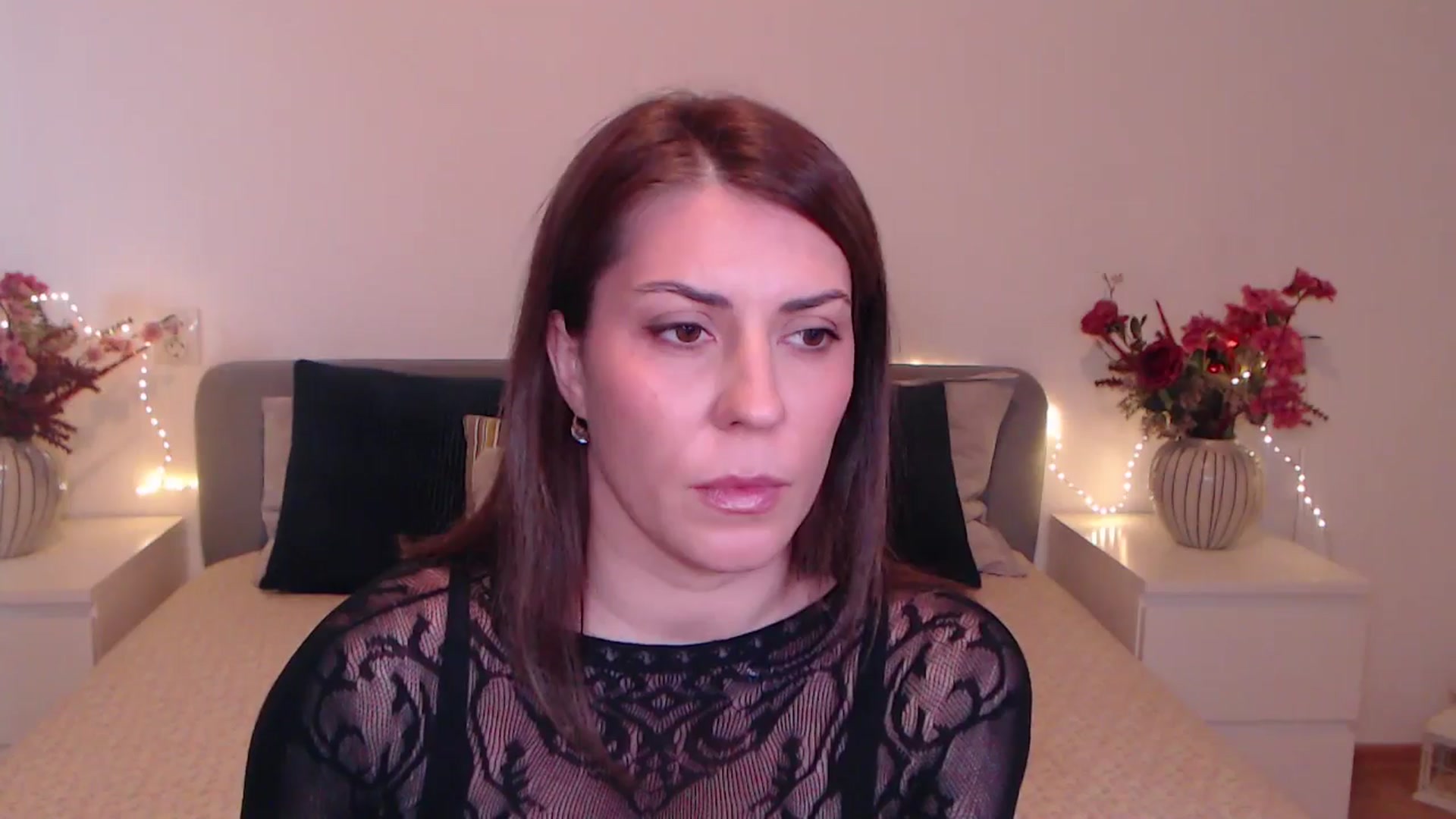 Gallery image thumbnail from BlueStocking's myfreecams stream on, 10/27/2025, 12:41 image 12 of 20