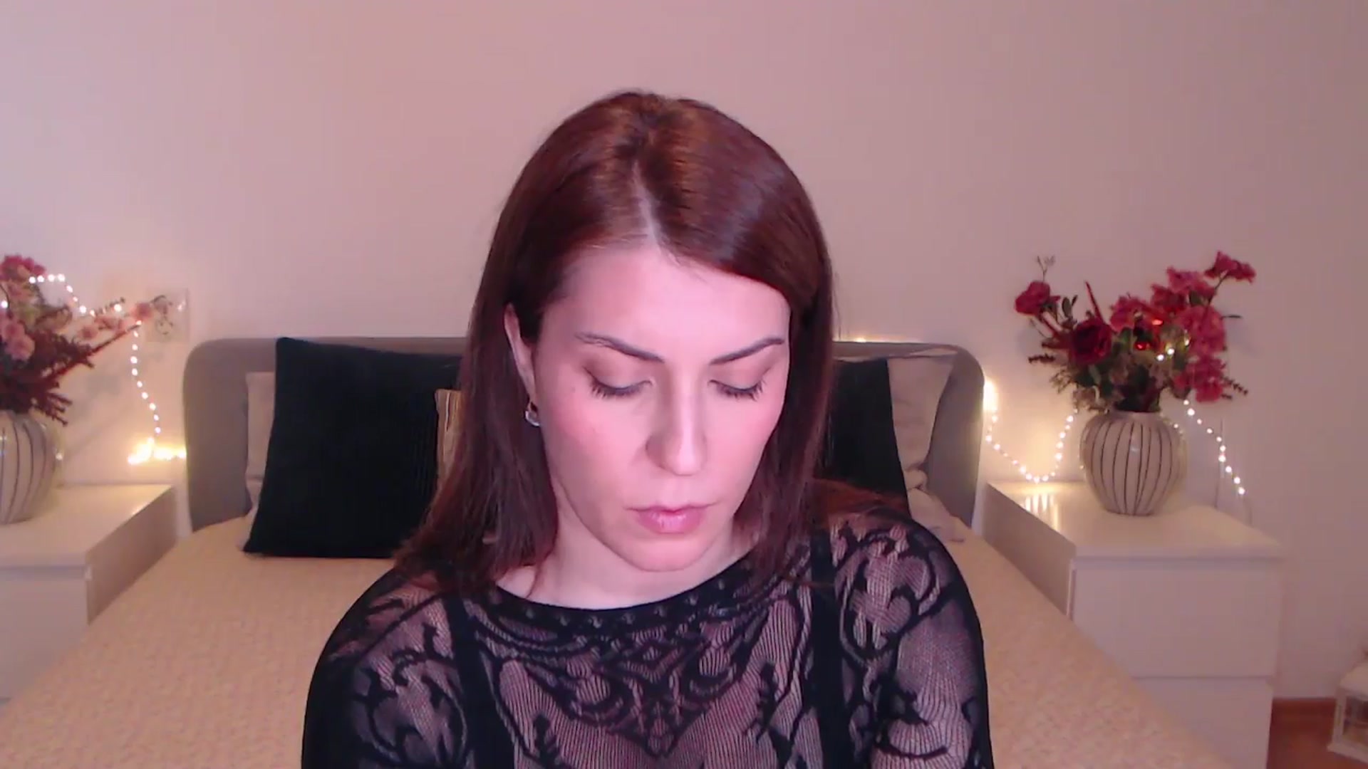 Gallery image thumbnail from BlueStocking's myfreecams stream on, 10/27/2025, 12:41 image 9 of 20