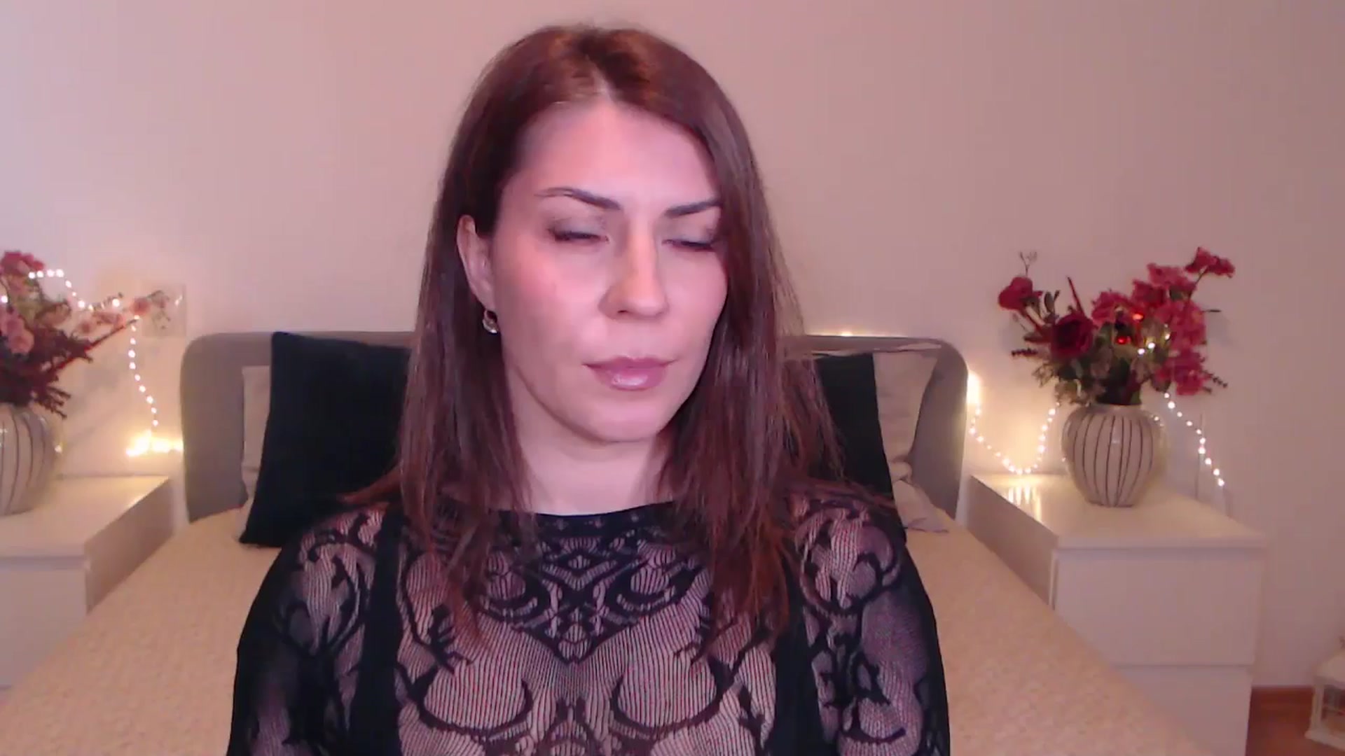 Gallery image thumbnail from BlueStocking's myfreecams stream on, 10/27/2025, 12:41 image 20 of 20
