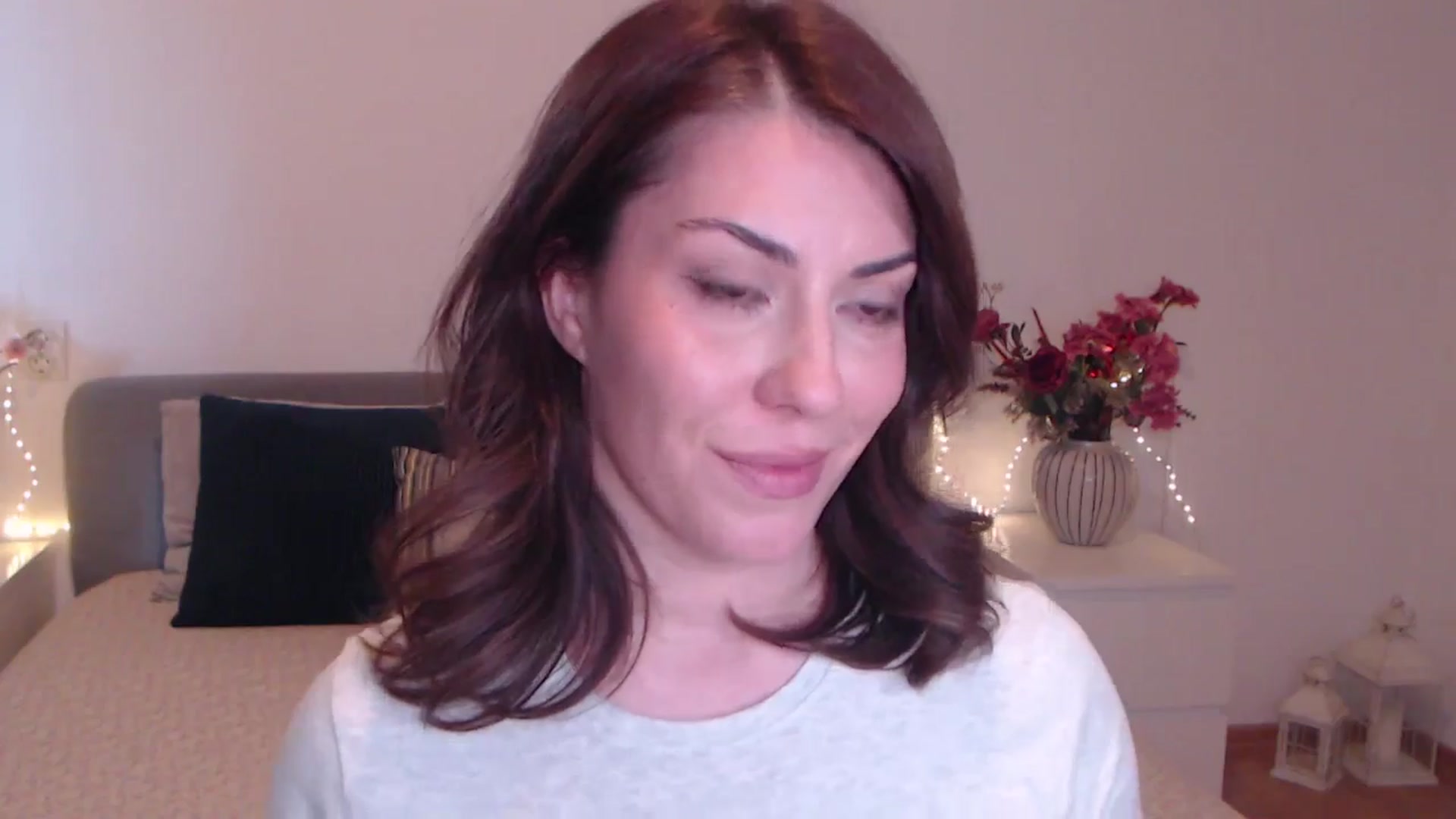Gallery image thumbnail from BlueStocking's myfreecams stream on, 10/30/2025, 11:31 image 14 of 20