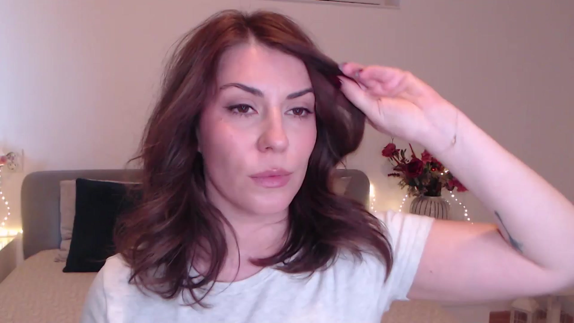 Gallery image thumbnail from BlueStocking's myfreecams stream on, 10/30/2025, 11:31 image 1 of 20