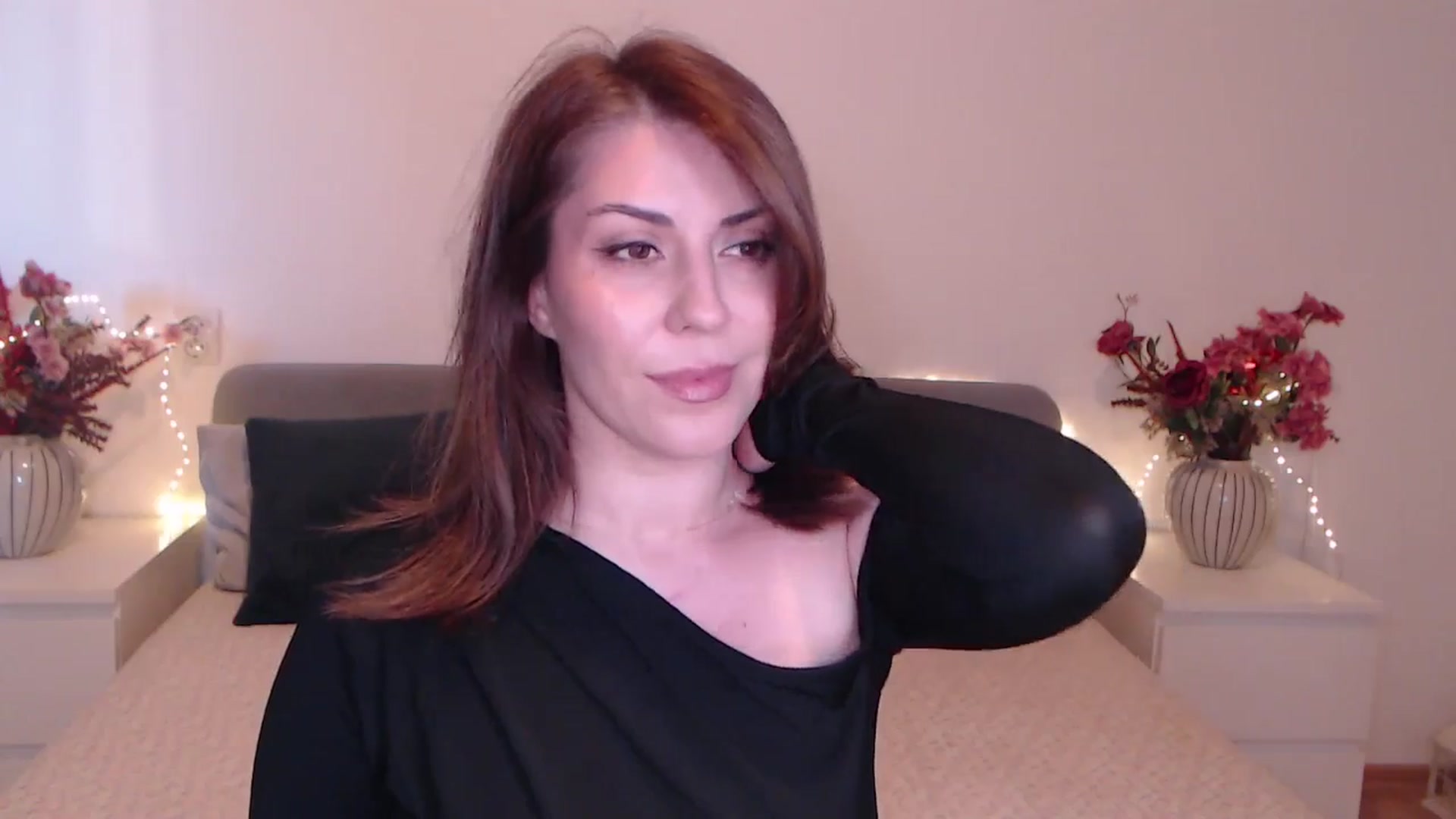 Gallery image thumbnail from BlueStocking's myfreecams stream on, 11/01/2025, 13:22 image 10 of 20