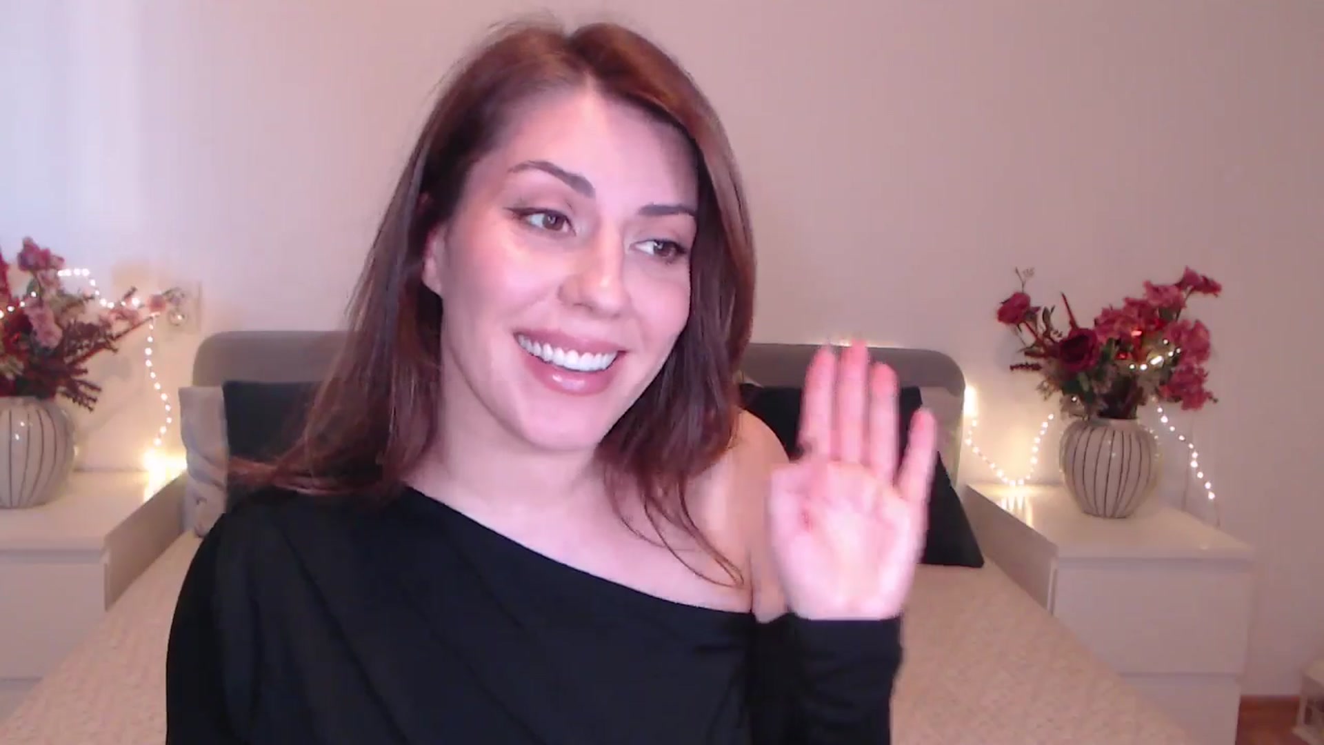Gallery image thumbnail from BlueStocking's myfreecams stream on, 11/01/2025, 13:22 image 12 of 20