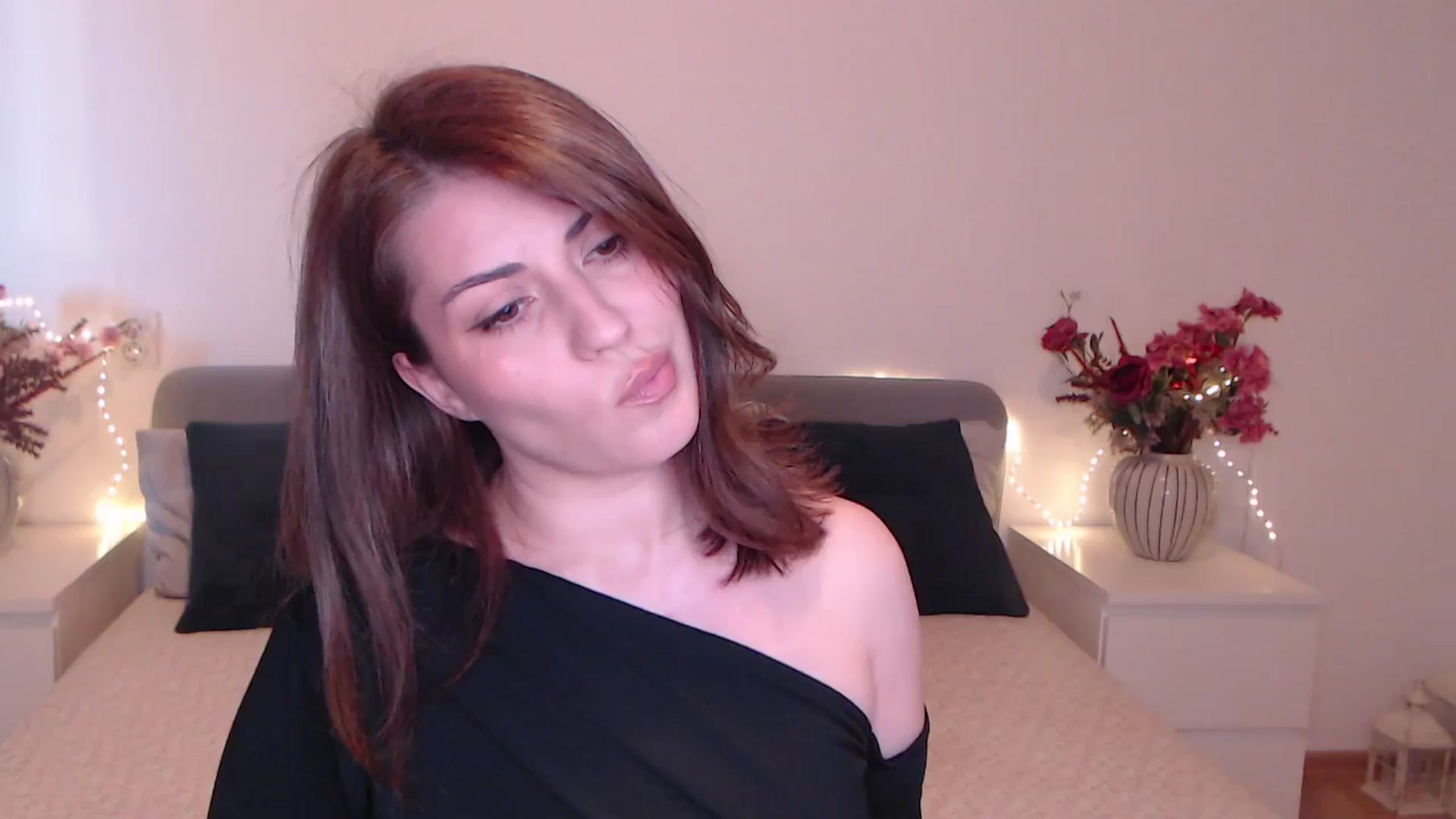 Gallery image thumbnail from BlueStocking's myfreecams stream on, 11/01/2025, 13:22 image 1 of 20