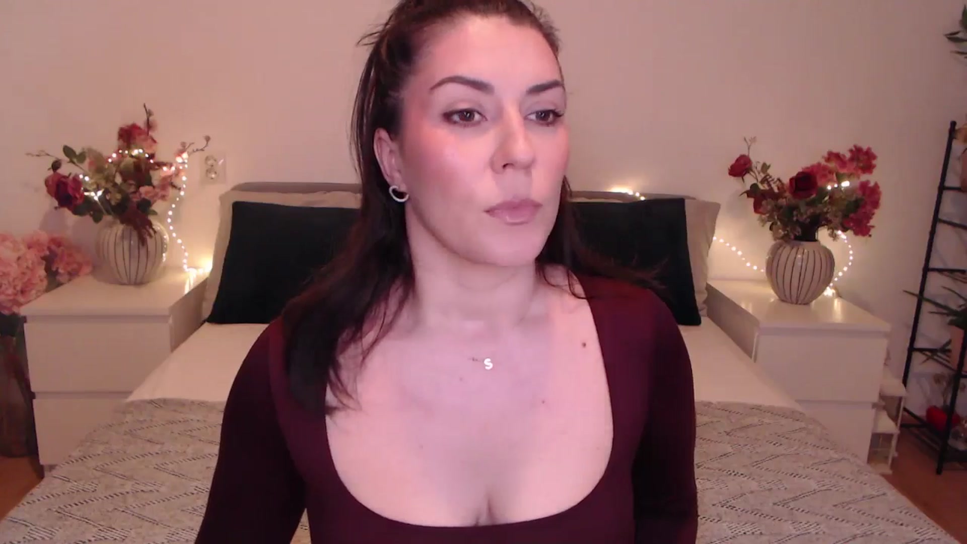 Gallery image thumbnail from BlueStocking's myfreecams stream on, 11/22/2025, 16:50 image 13 of 20