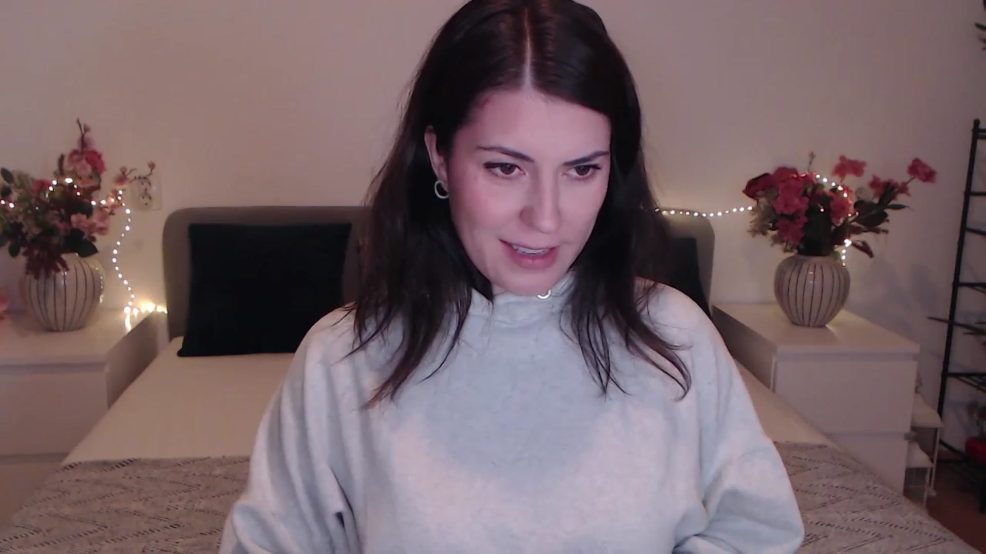 Gallery image thumbnail from BlueStocking's myfreecams stream on, 12/22/2025, 13:32 image 20 of 20
