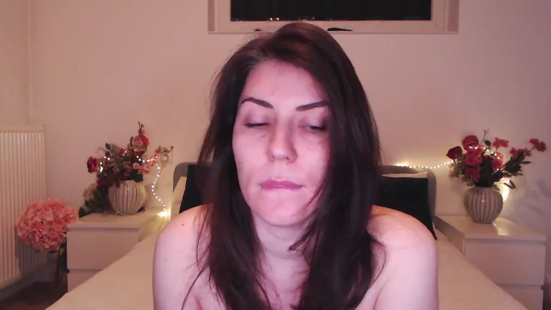 Gallery image thumbnail from BlueStocking's myfreecams stream on, 01/05/2026, 18:02 image 8 of 20