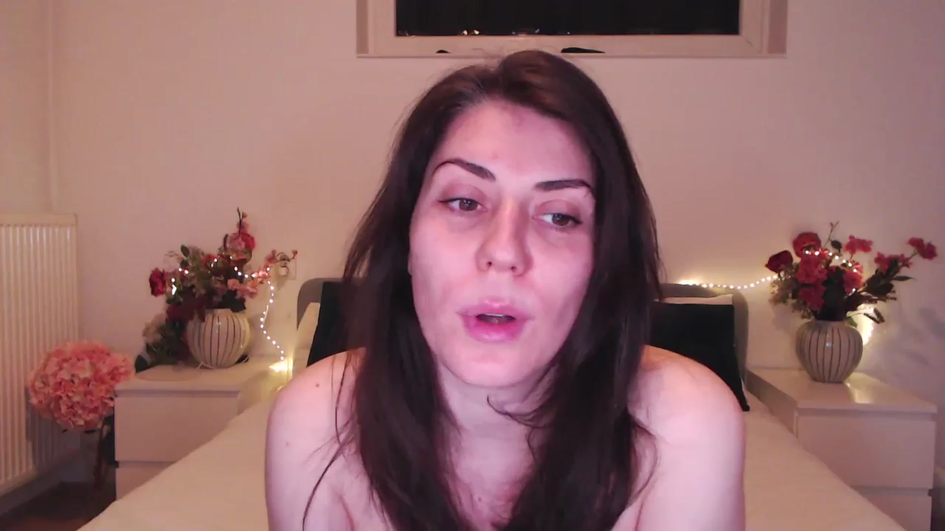 Gallery image thumbnail from BlueStocking's myfreecams stream on, 01/05/2026, 18:02 image 7 of 20