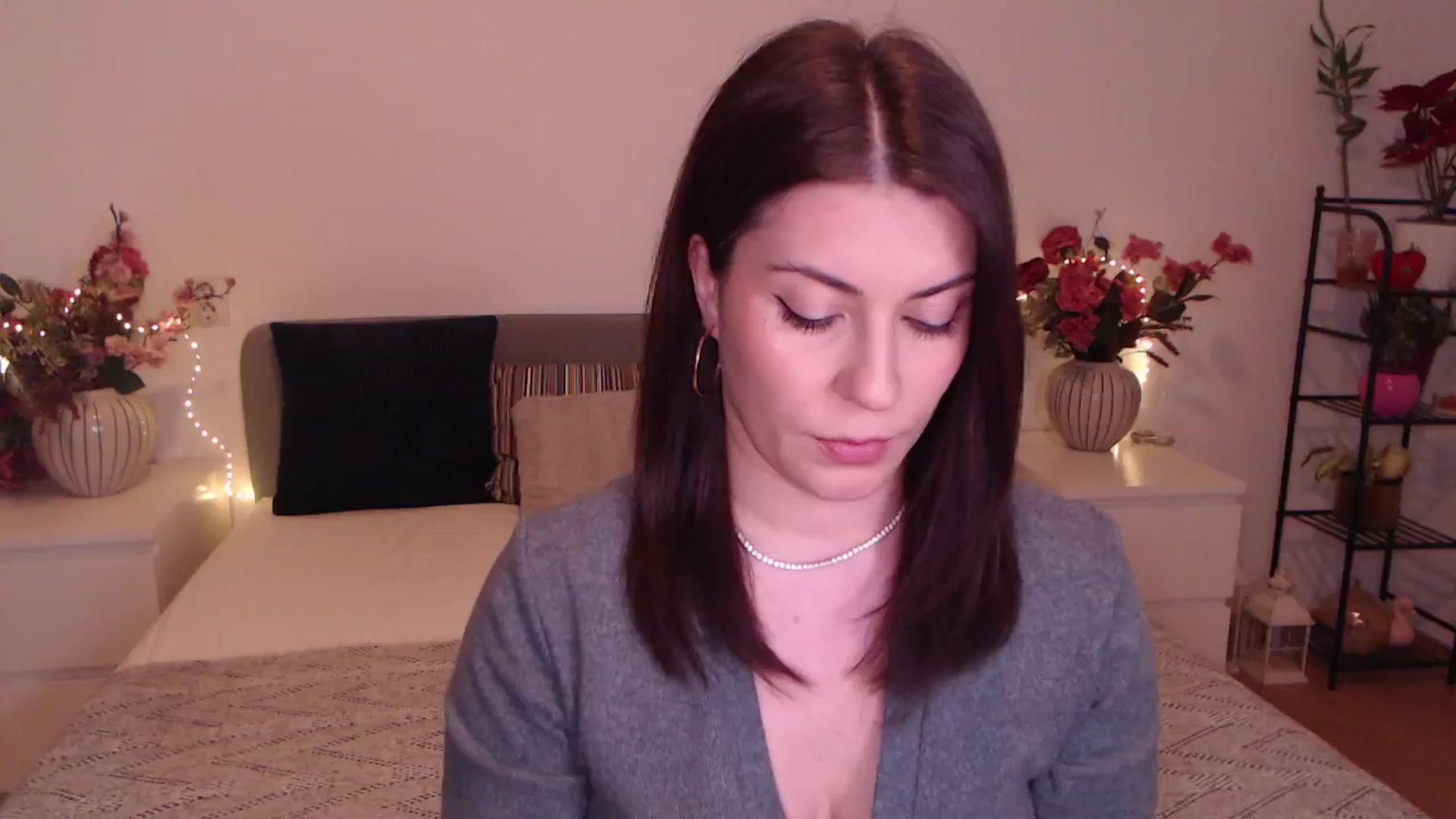 Gallery image thumbnail from BlueStocking's myfreecams stream on, 01/08/2026, 15:23 image 1 of 20