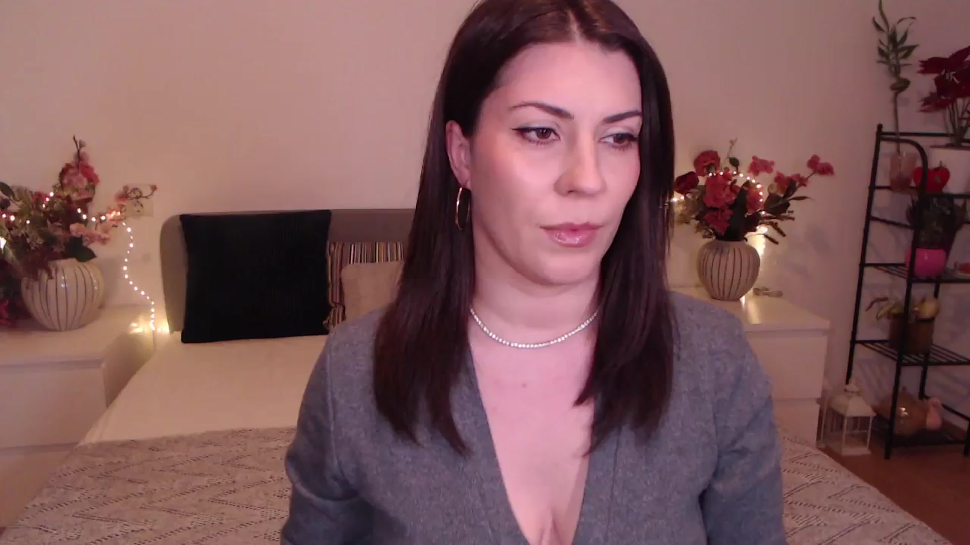 Gallery image thumbnail from BlueStocking's myfreecams stream on, 01/08/2026, 15:23 image 6 of 20