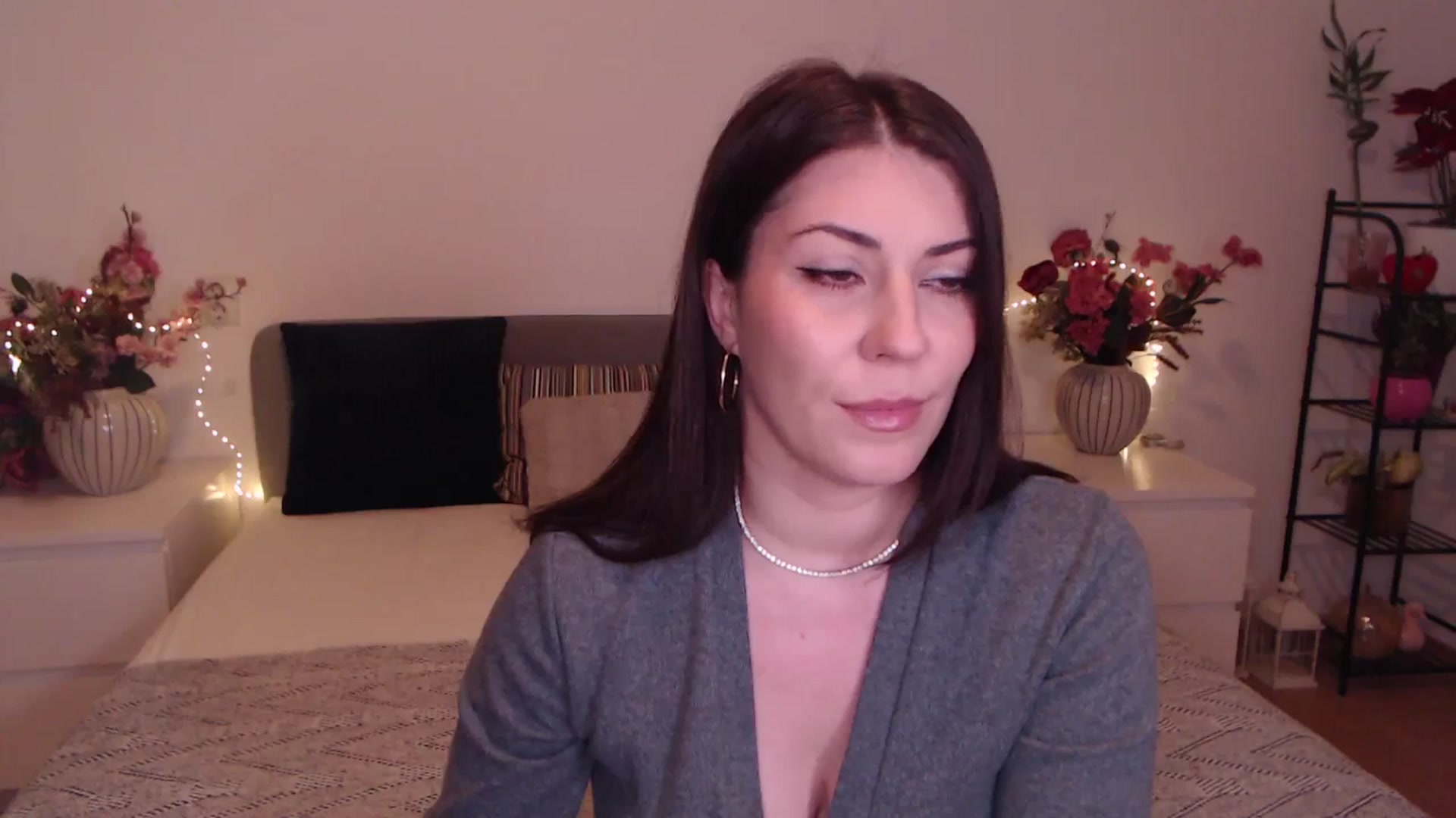 Gallery image thumbnail from BlueStocking's myfreecams stream on, 01/08/2026, 15:45 image 20 of 20