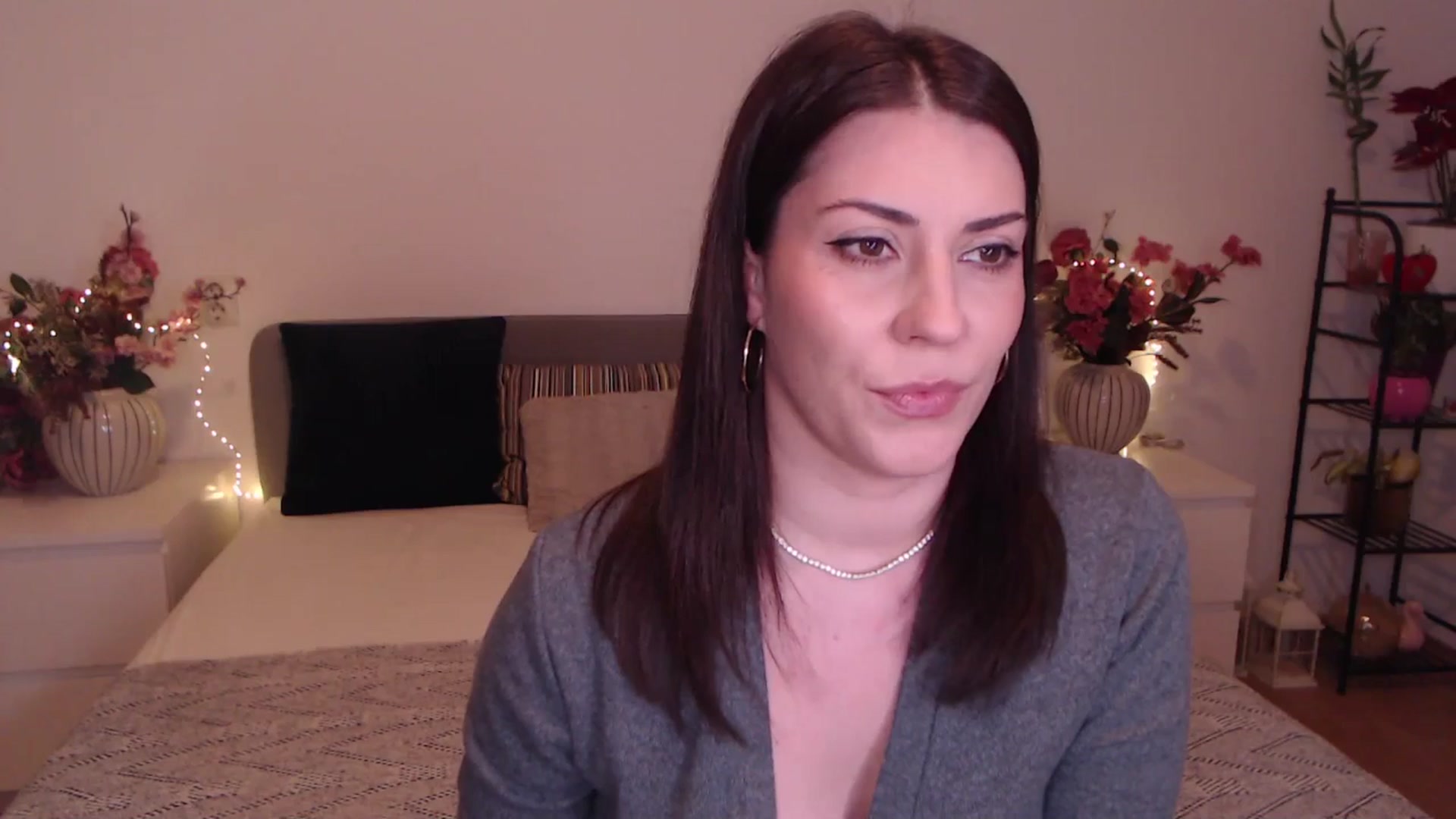 Gallery image thumbnail from BlueStocking's myfreecams stream on, 01/08/2026, 15:45 image 6 of 20