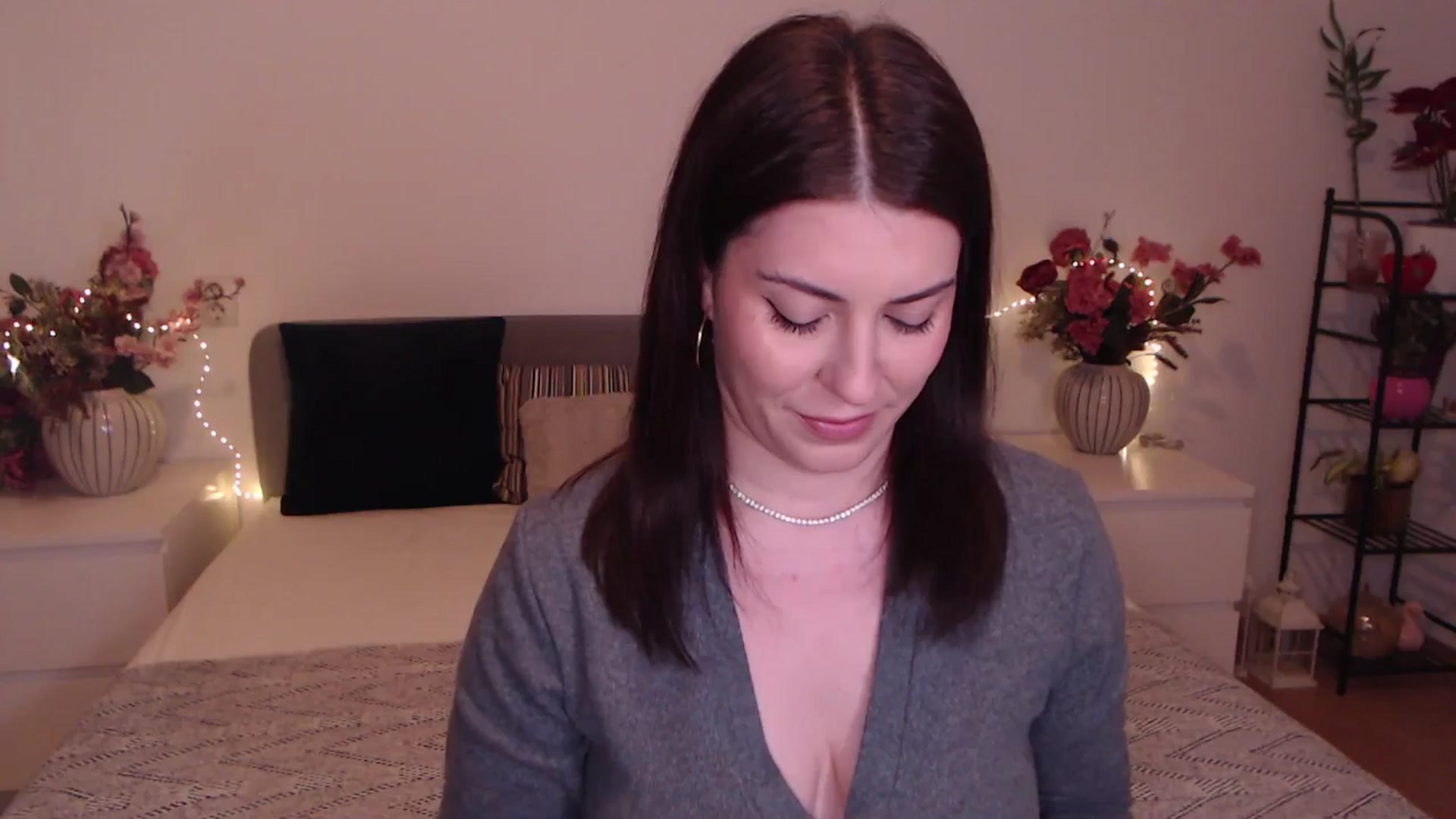 Gallery image thumbnail from BlueStocking's myfreecams stream on, 01/08/2026, 15:45 image 8 of 20