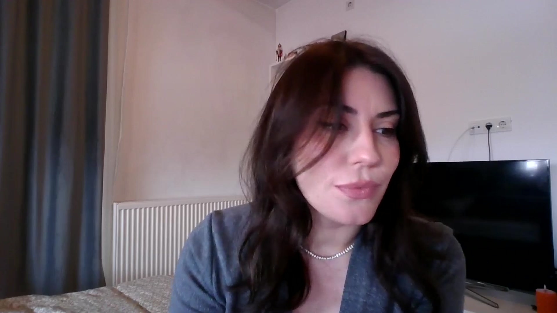 Gallery image thumbnail from BlueStocking's myfreecams stream on, 01/10/2026, 11:46 image 13 of 20