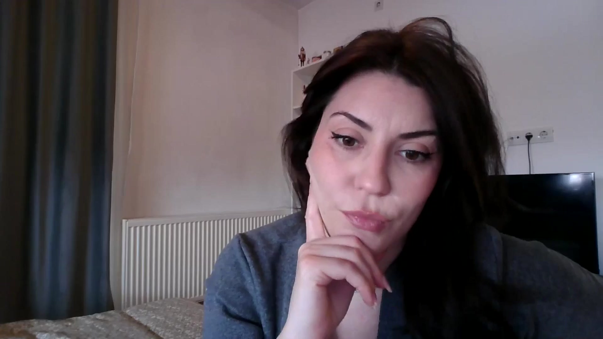 Gallery image thumbnail from BlueStocking's myfreecams stream on, 01/10/2026, 11:46 image 11 of 20