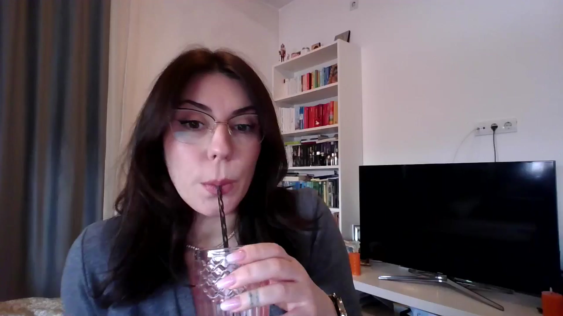 Gallery image thumbnail from BlueStocking's myfreecams stream on, 01/10/2026, 11:46 image 4 of 20