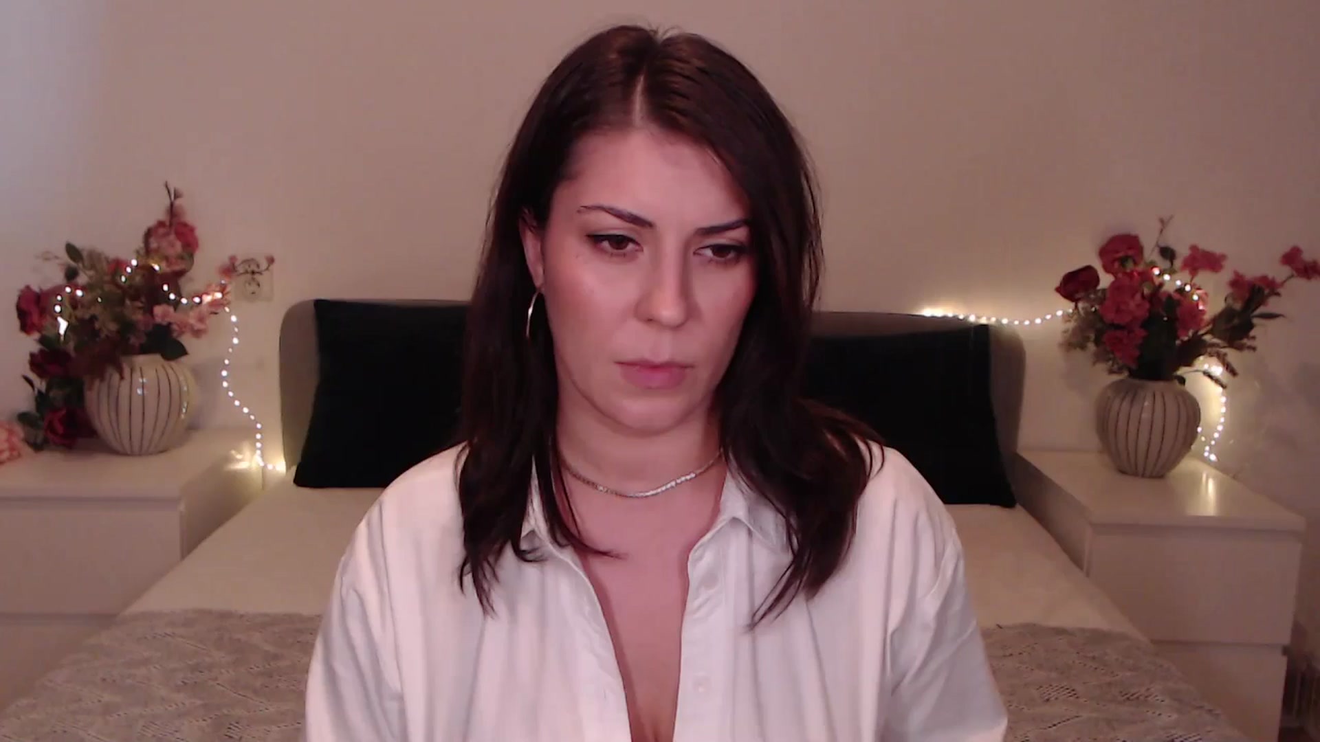 Gallery image thumbnail from BlueStocking's myfreecams stream on, 01/17/2026, 12:15 image 6 of 20