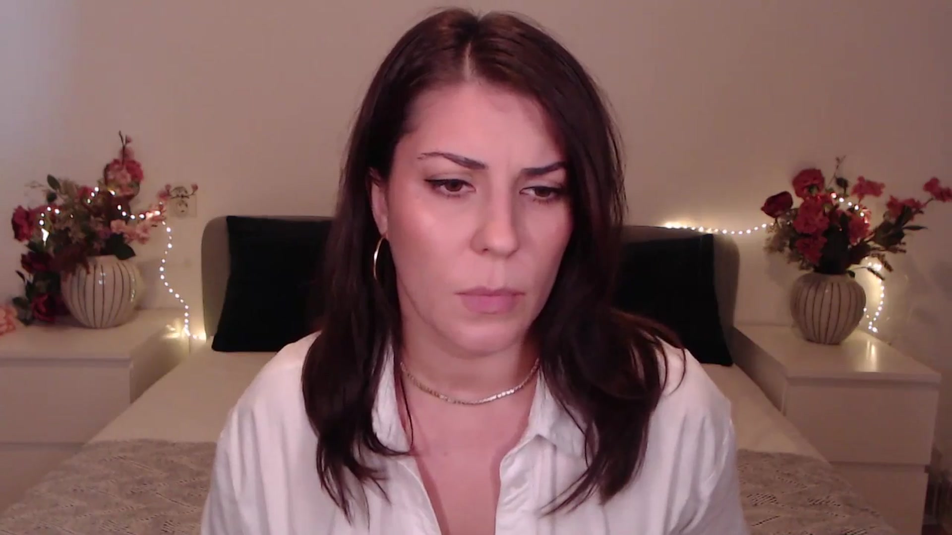 Gallery image thumbnail from BlueStocking's myfreecams stream on, 01/17/2026, 12:15 image 12 of 20