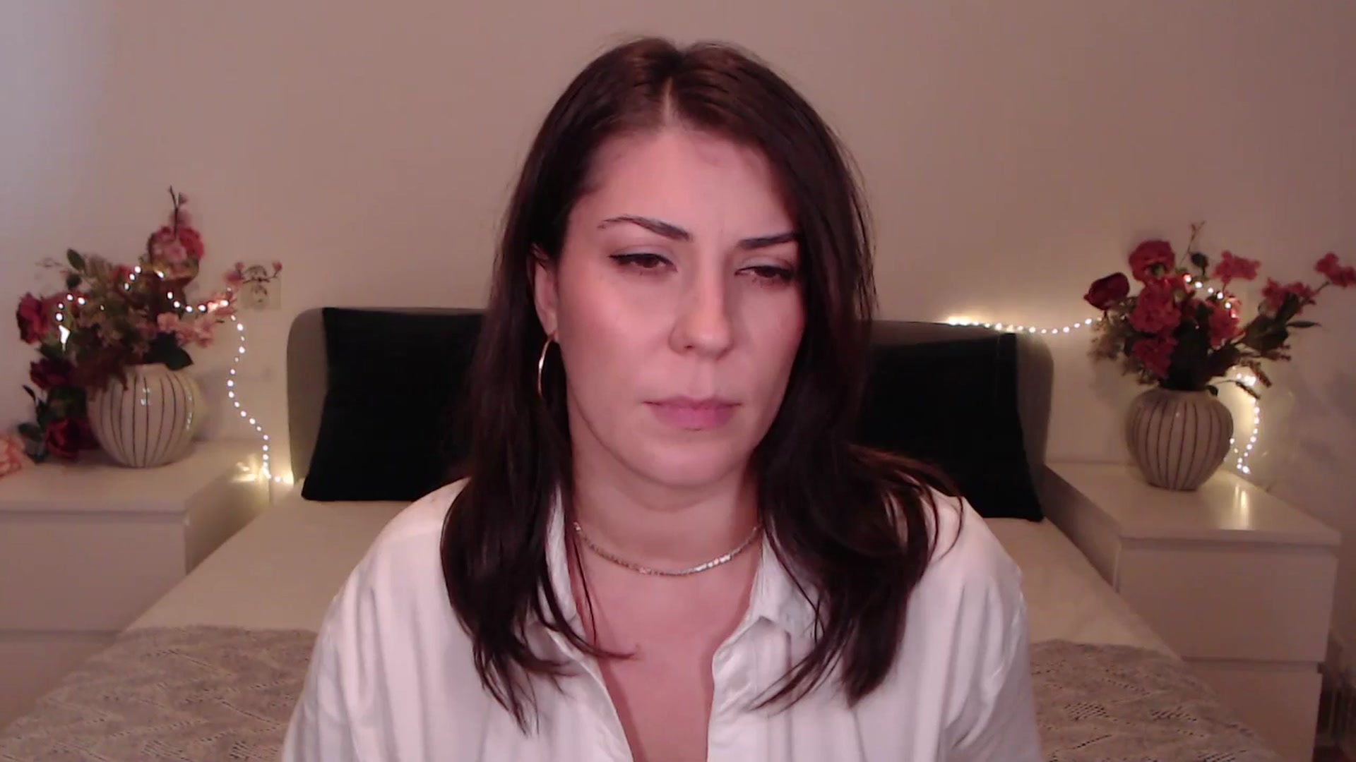 Gallery image thumbnail from BlueStocking's myfreecams stream on, 01/17/2026, 12:15 image 10 of 20