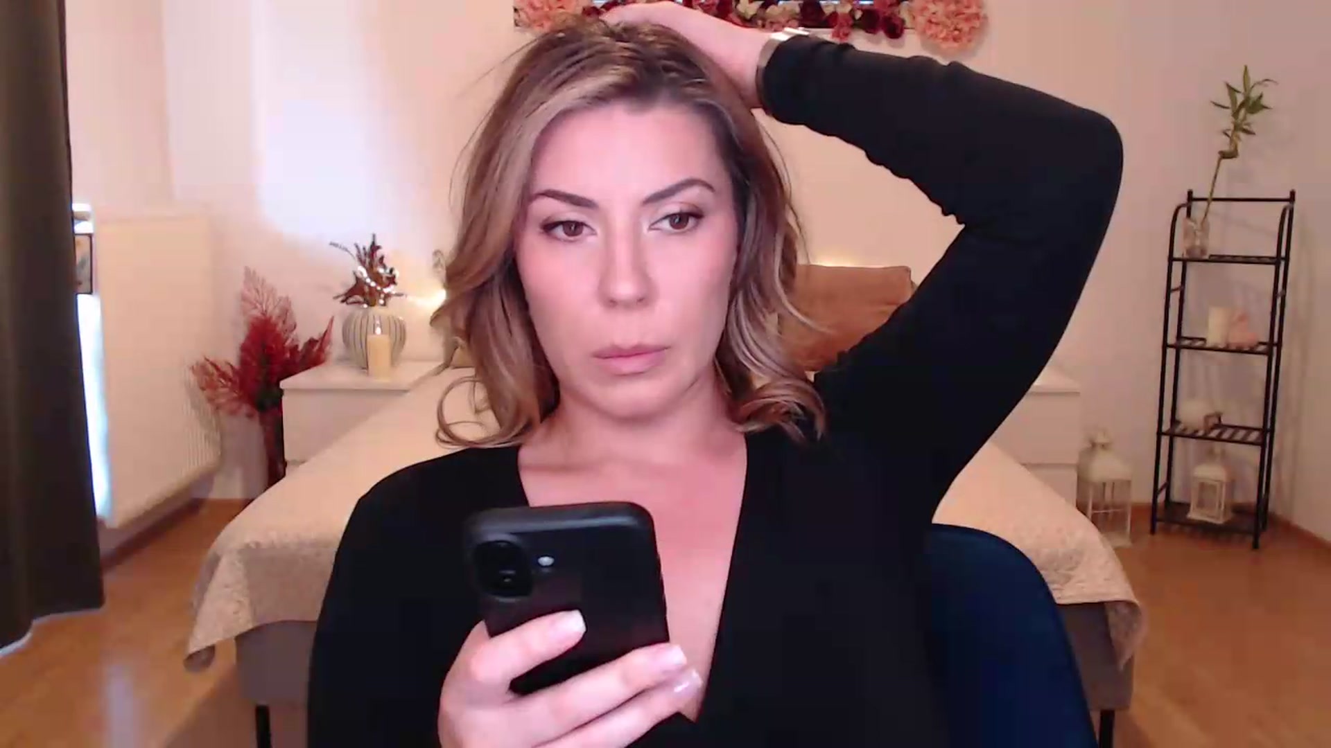 Gallery image thumbnail from BlueStocking's myfreecams stream on, 06/19/2026, 12:53 image 8 of 20