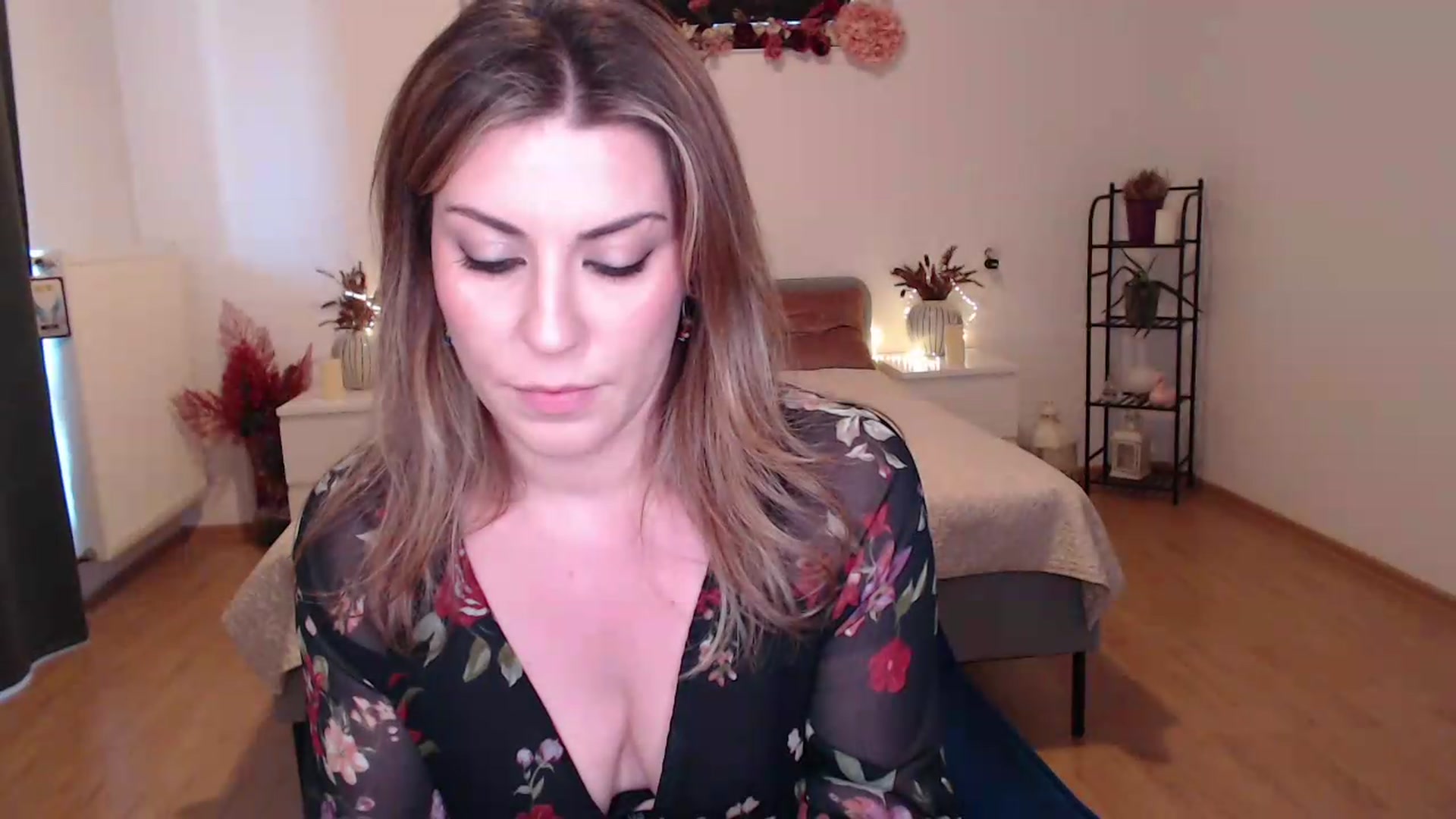 Gallery image thumbnail from BlueStocking's myfreecams stream on, 07/11/2026, 12:18 image 11 of 20