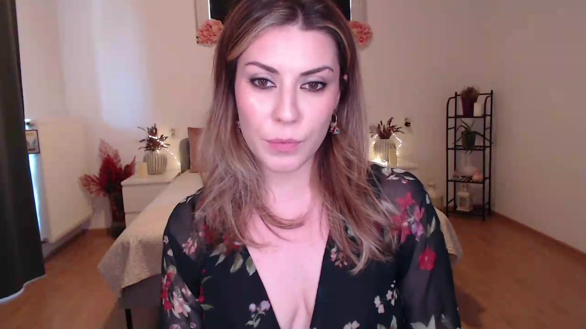 Gallery image thumbnail from BlueStocking's myfreecams stream on, 07/11/2026, 12:18 image 16 of 20