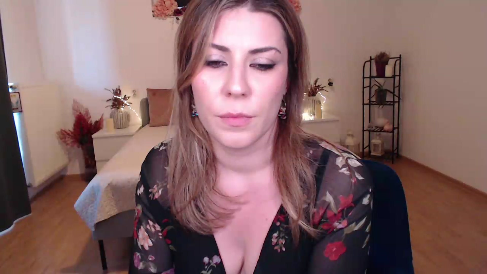 Gallery image thumbnail from BlueStocking's myfreecams stream on, 07/11/2026, 12:18 image 2 of 20