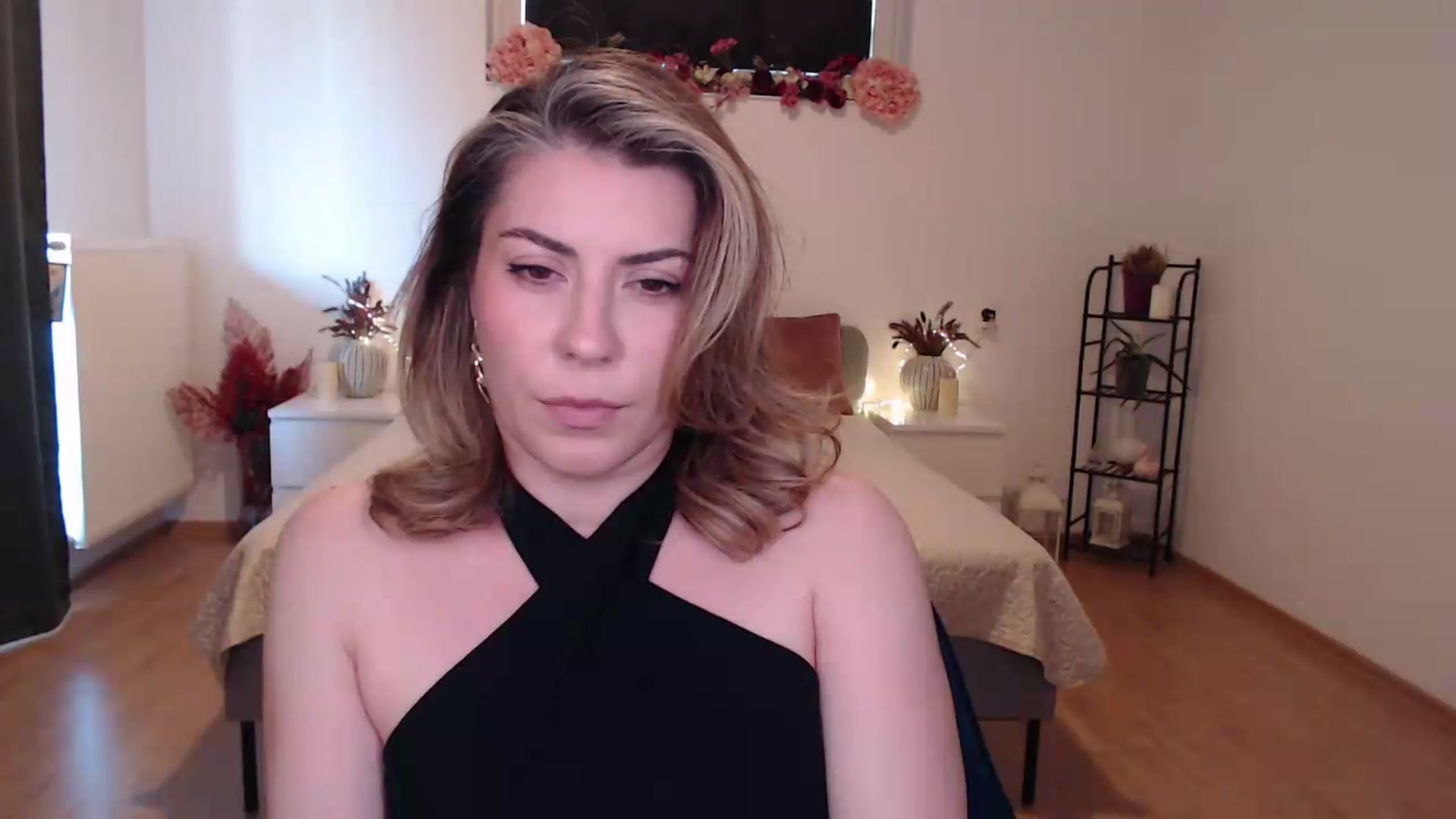 Gallery image thumbnail from BlueStocking's myfreecams stream on, 07/20/2026, 13:18 image 5 of 20