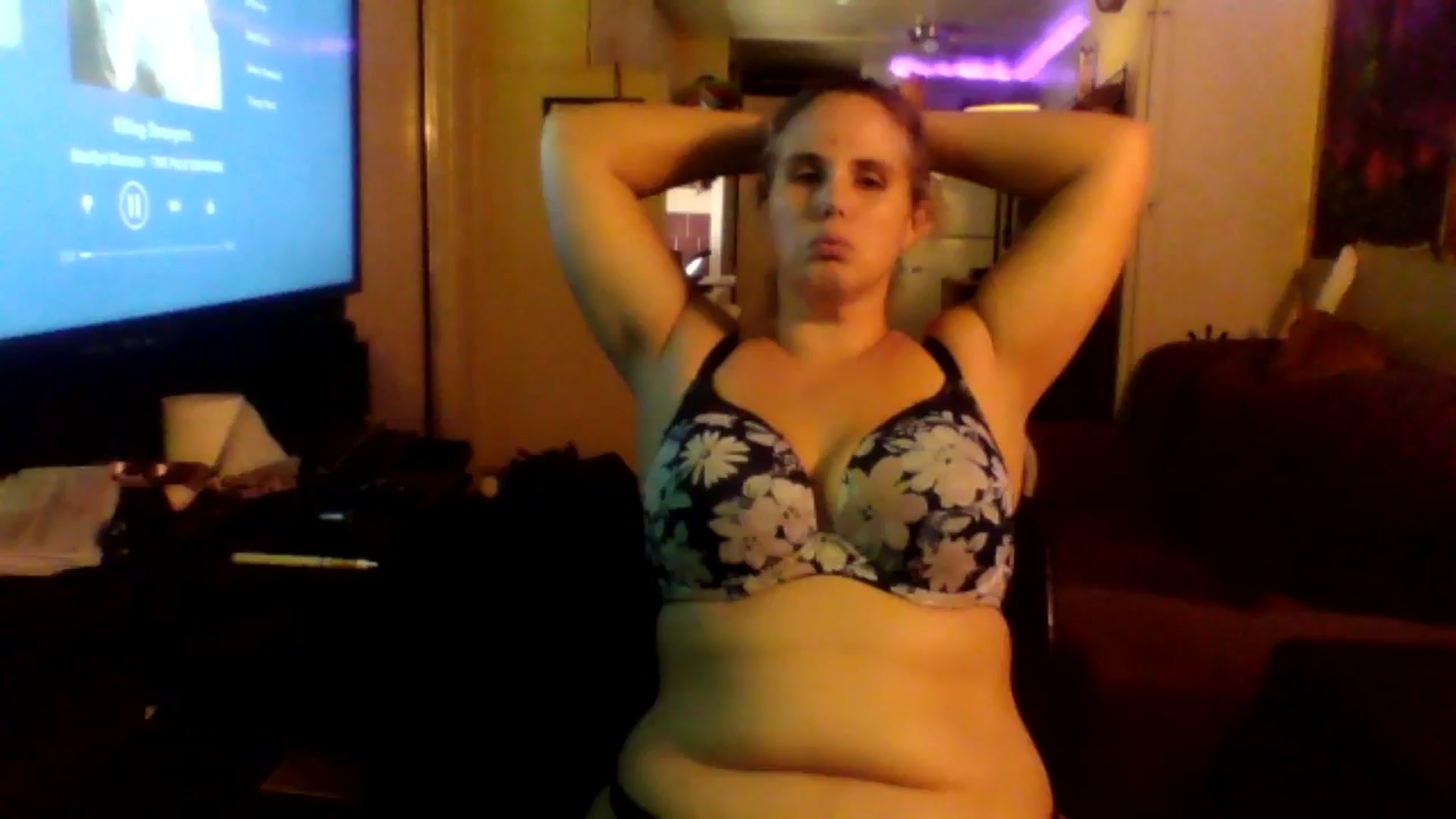 Gallery image thumbnail from Blue_Bunny1's myfreecams stream on, 08/05/2024, 17:11 image 1 of 20