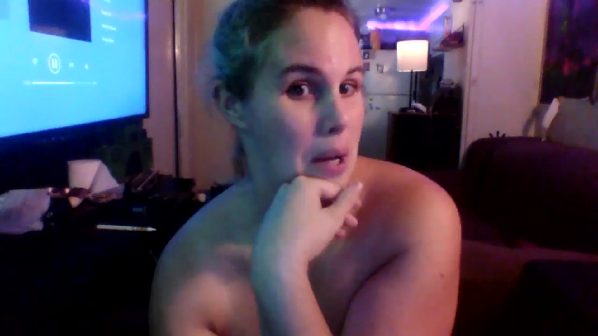 Gallery image thumbnail from Blue_Bunny1's myfreecams stream on, 08/05/2024, 17:11 image 12 of 20
