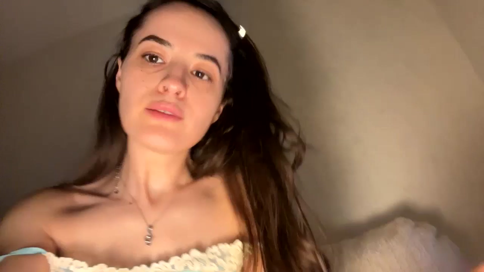 Gallery image thumbnail from Bluebell's myfreecams stream on, 07/11/2024, 01:31 image 8 of 20