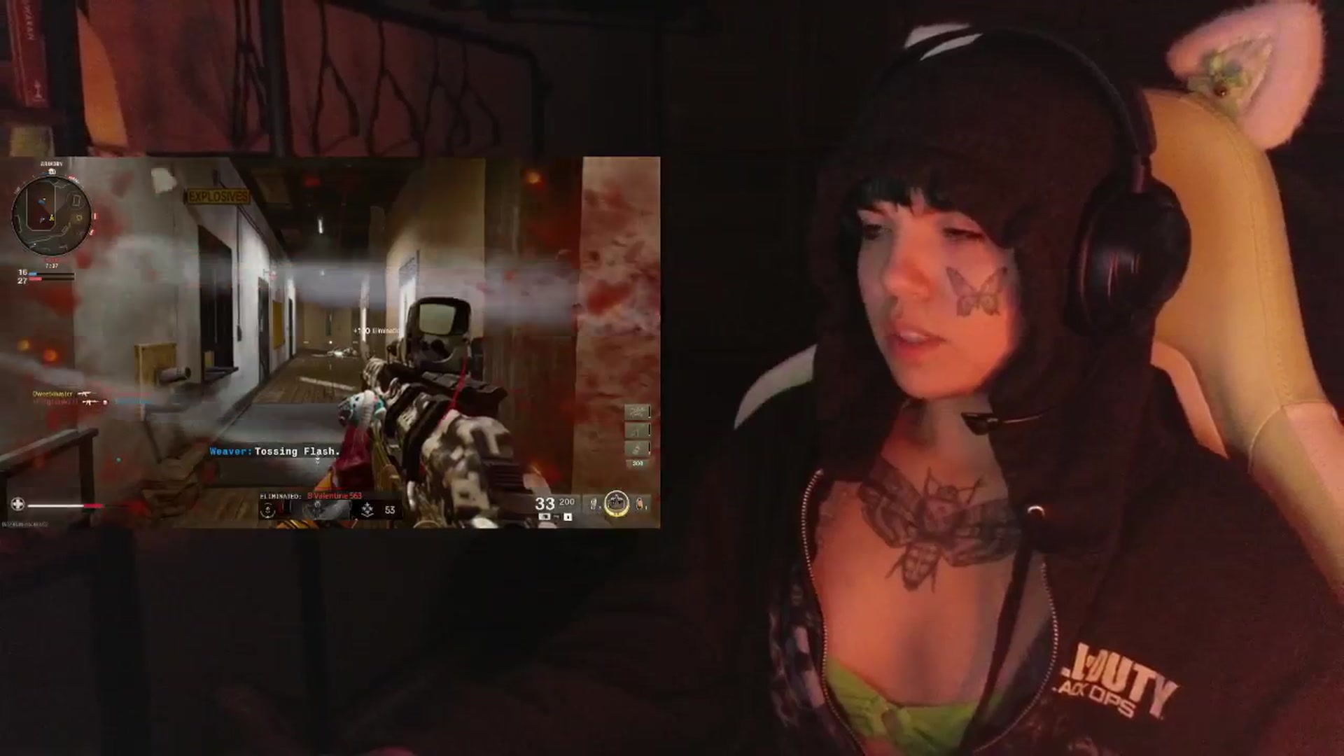 Gallery image thumbnail from Bluedweeb's myfreecams stream on, 12/16/2024, 07:57 image 7 of 20