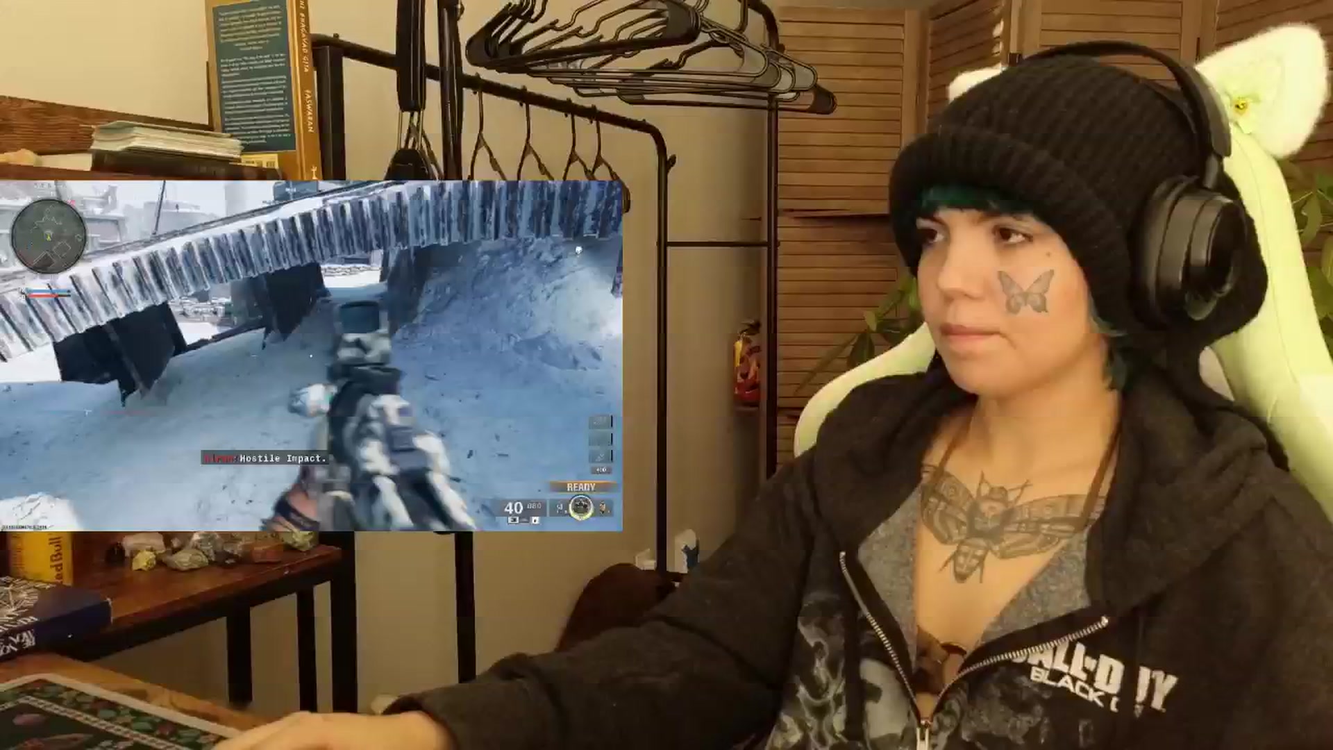 Gallery image thumbnail from Bluedweeb's myfreecams stream on, 12/16/2024, 23:09 image 11 of 20