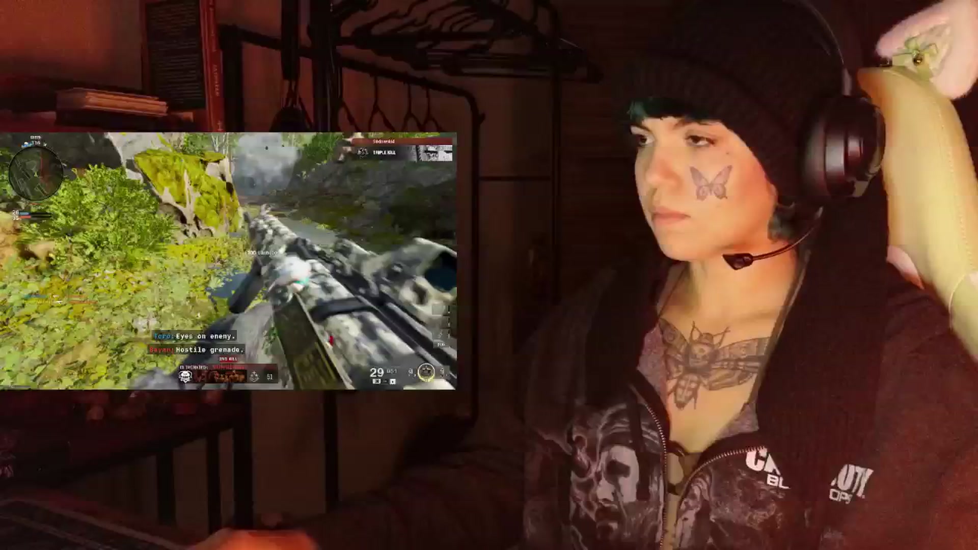 Gallery image thumbnail from Bluedweeb's myfreecams stream on, 12/17/2024, 24:22 image 14 of 20